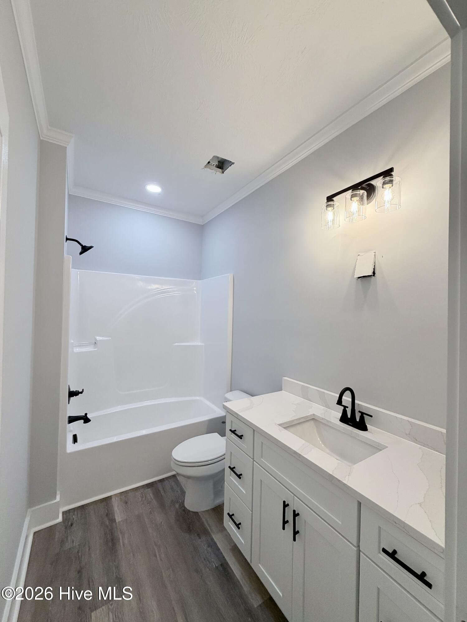 1547 S Atlantic Drive Property Photo 15