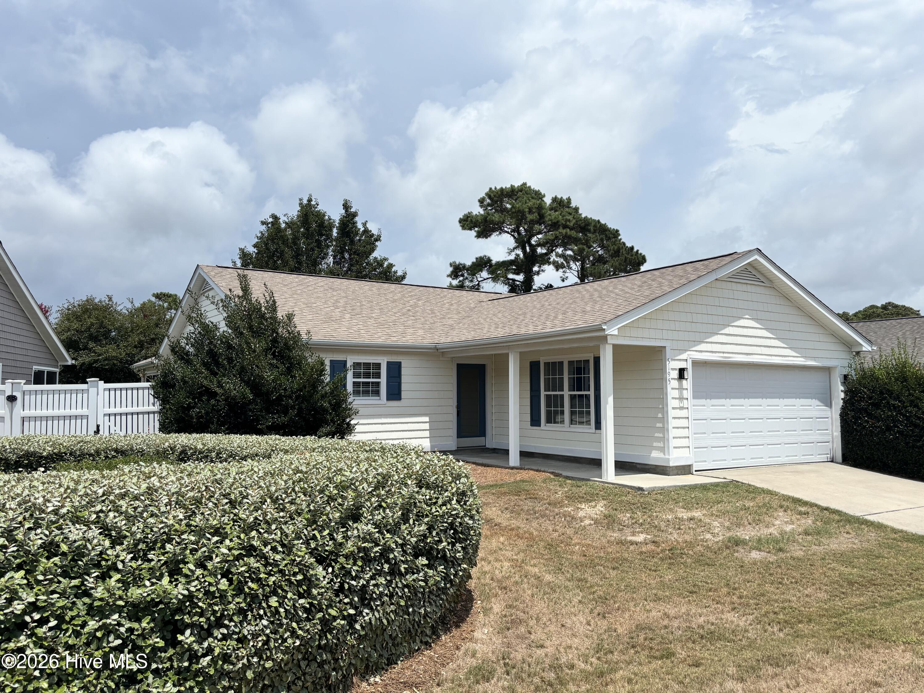 5195 Minnesota Drive SE Property Photo 1