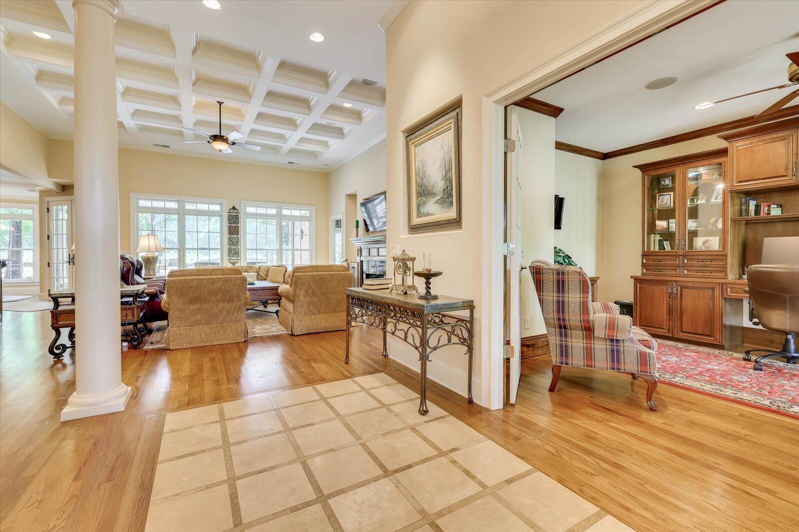 298 Savannah Way Property Photo 14