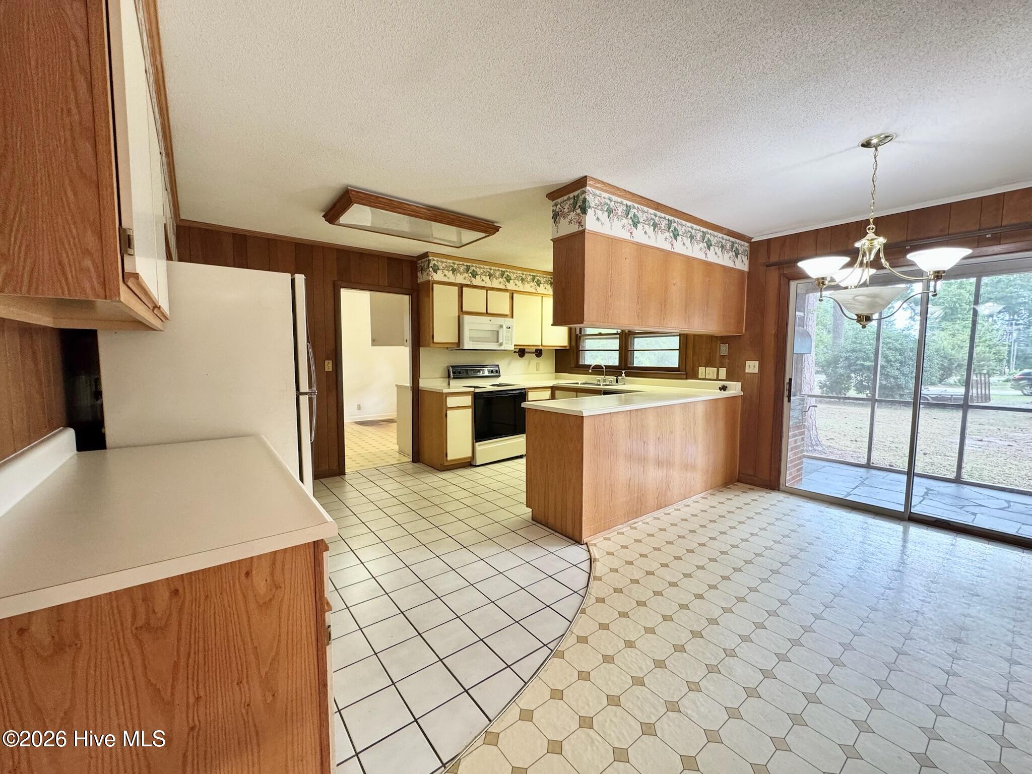 2206 Second Avenue Property Photo 16