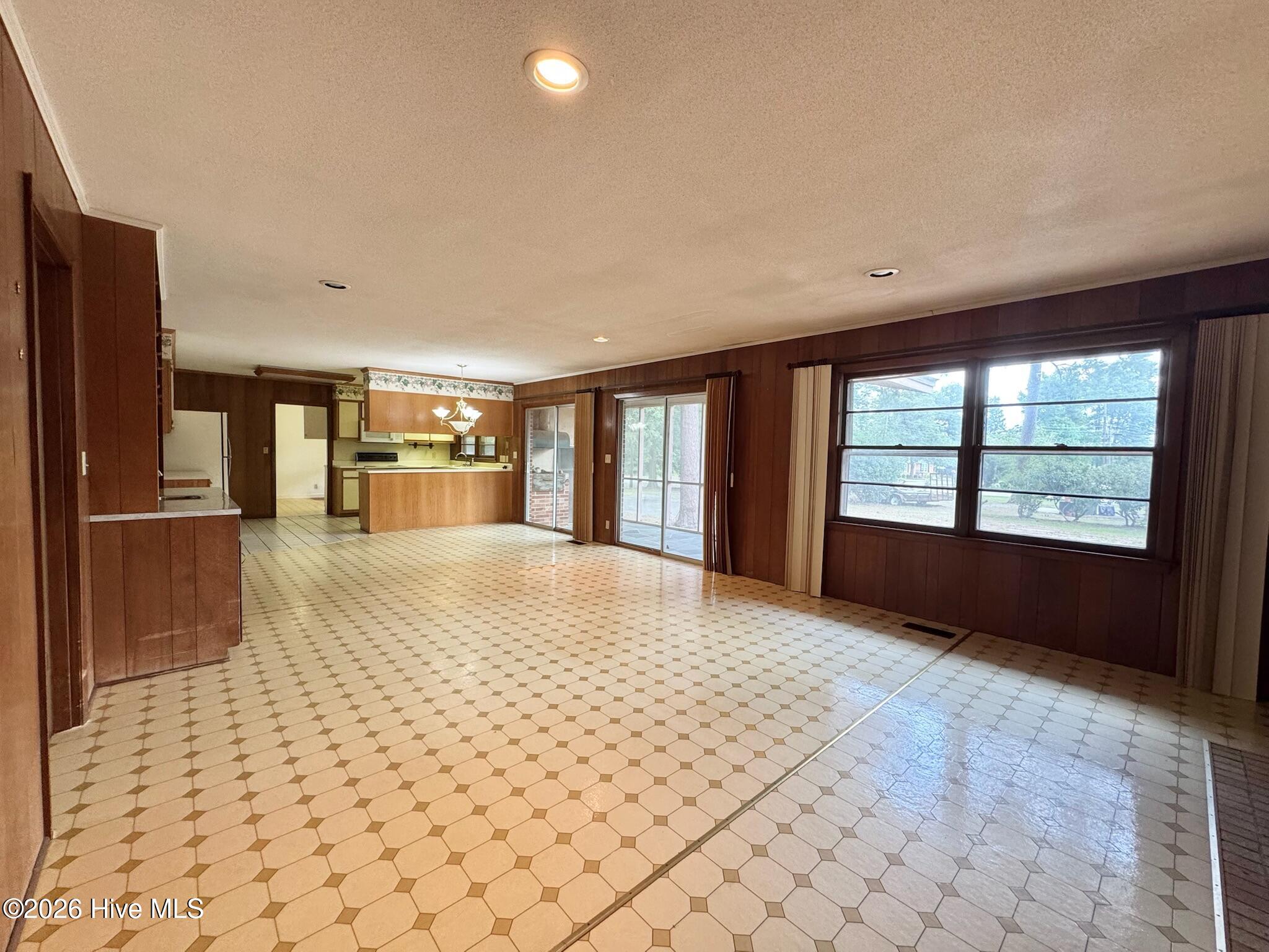 2206 Second Avenue Property Photo 18