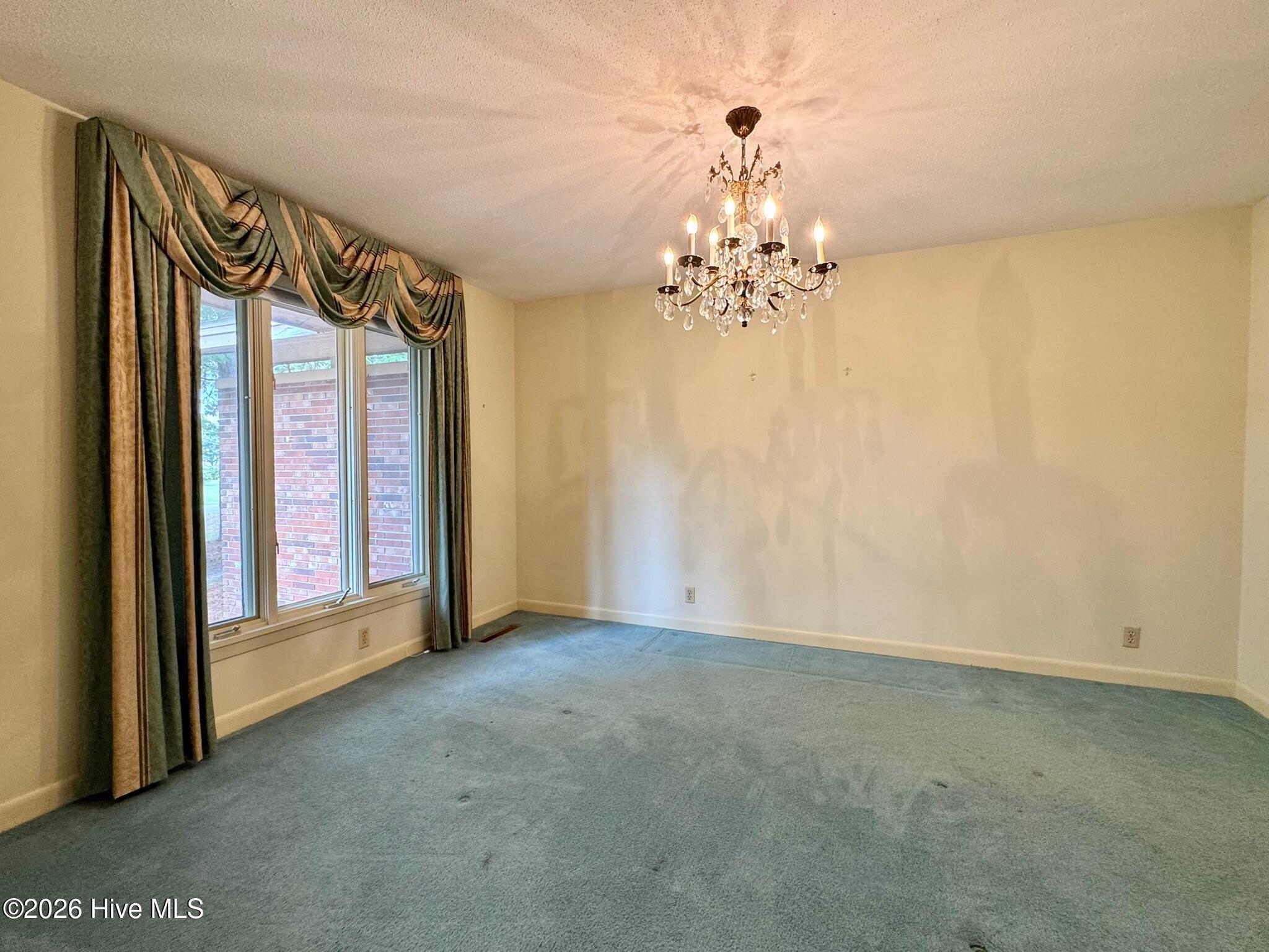 2206 Second Avenue Property Photo 25