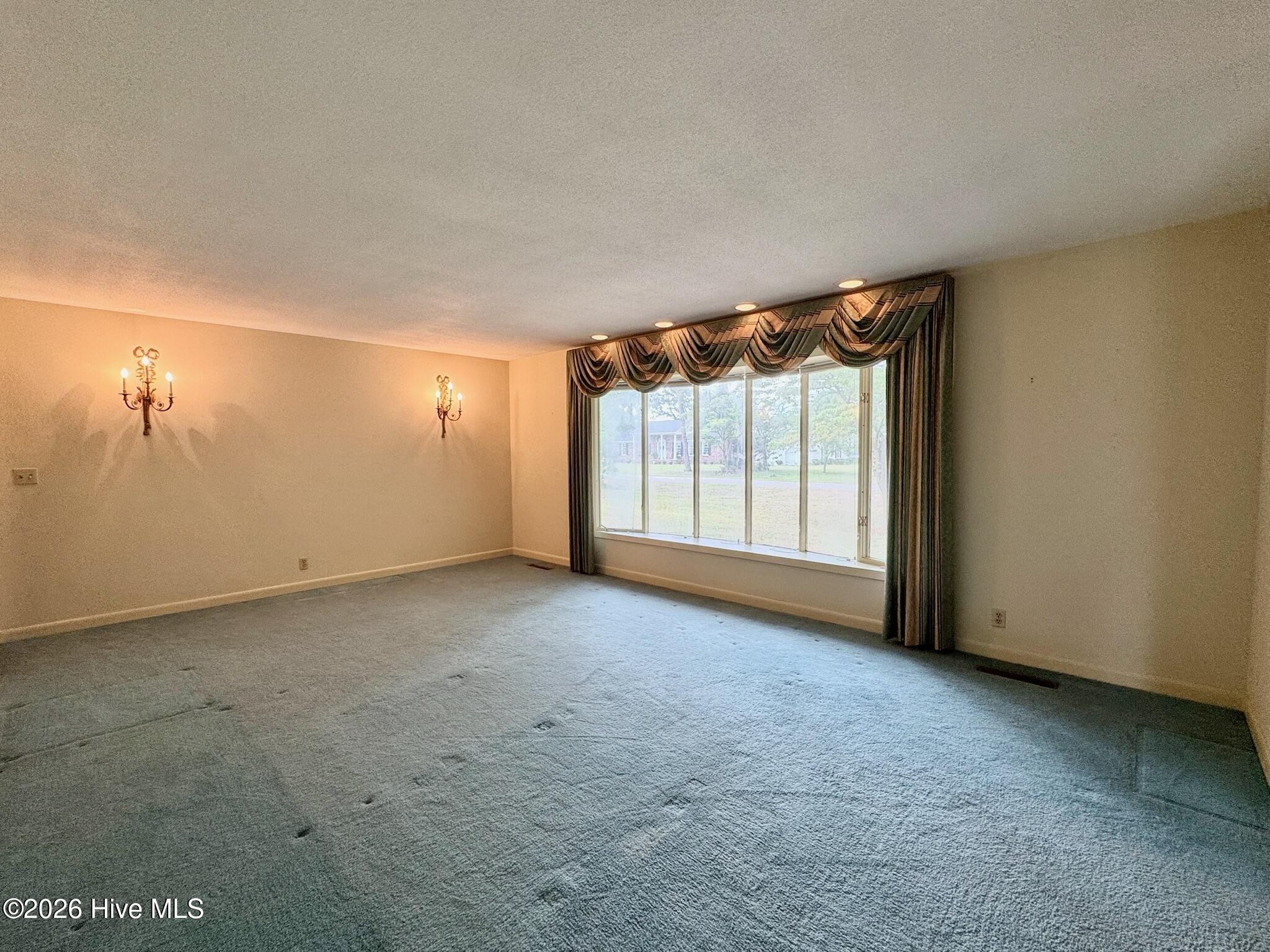 2206 Second Avenue Property Photo 27