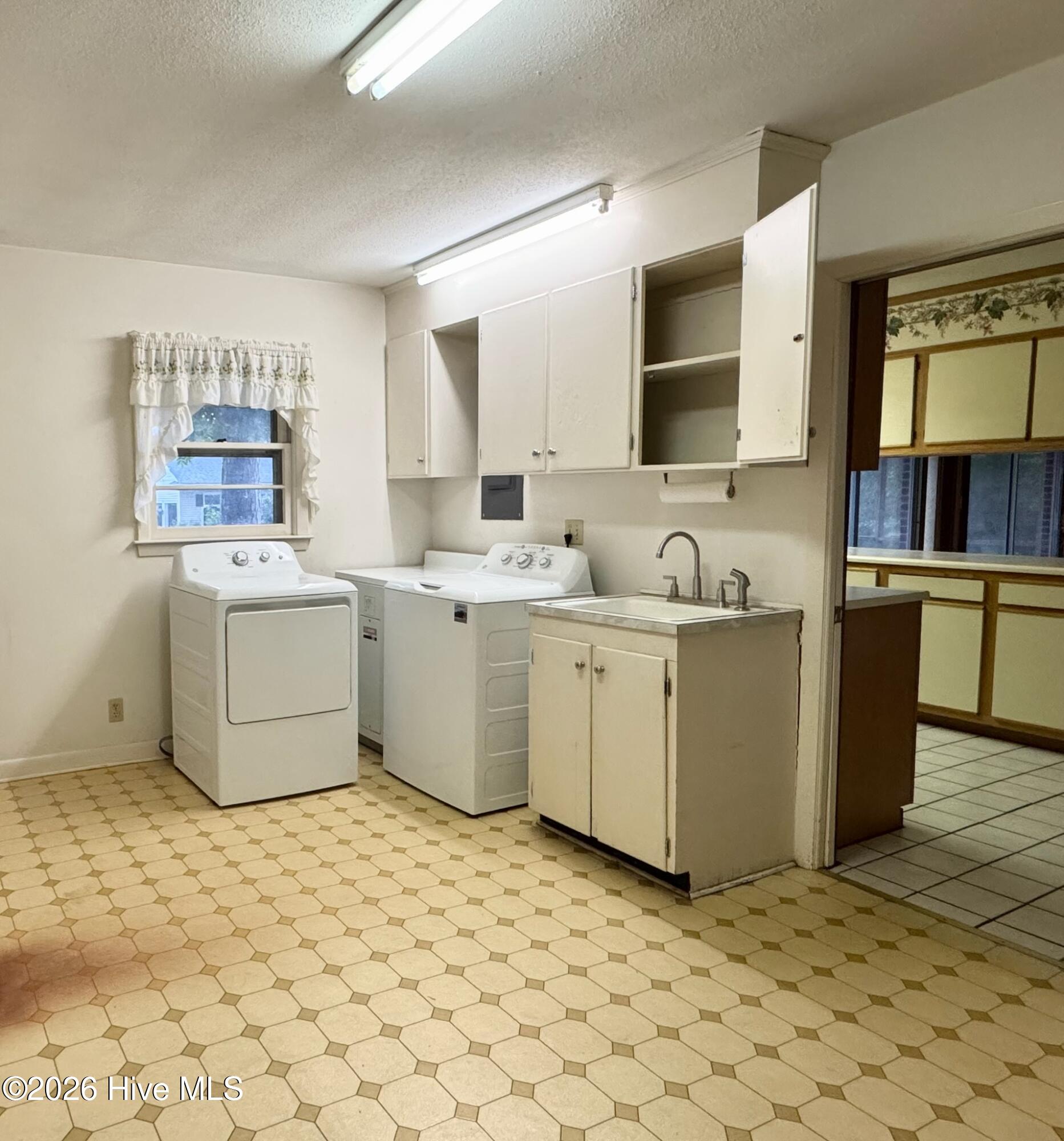 2206 Second Avenue Property Photo 43