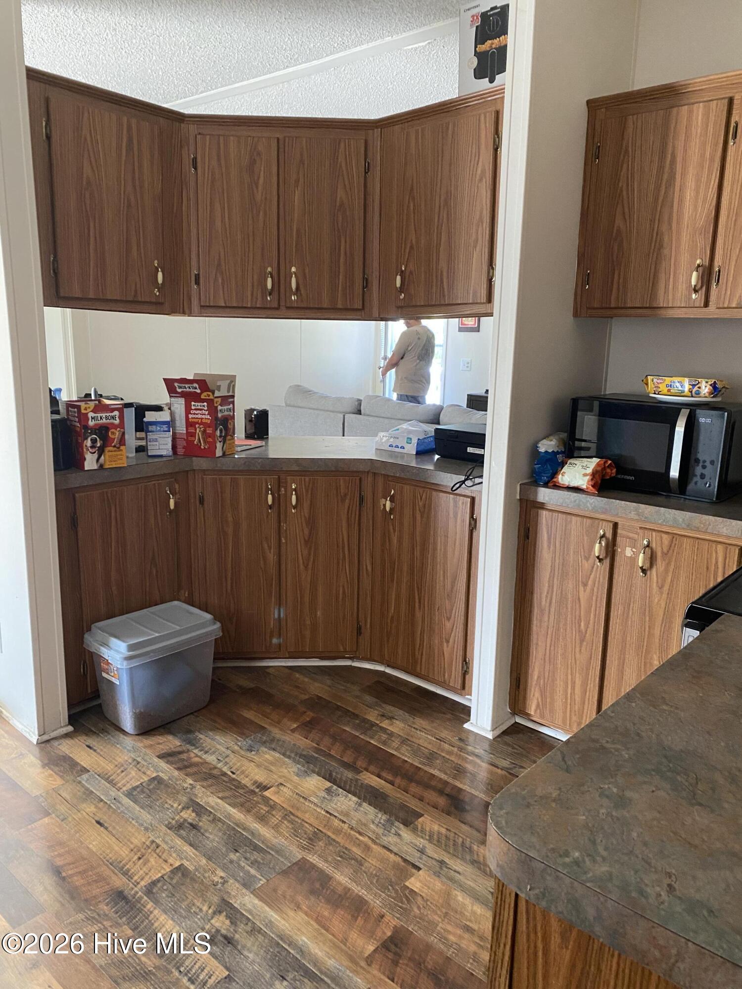 103 Yew Court Property Photo 6