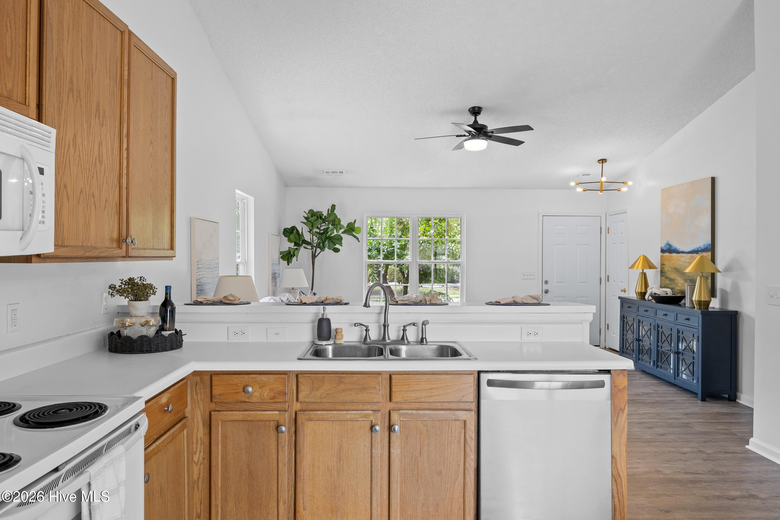 6611 Stoddard Road Property Photo 14