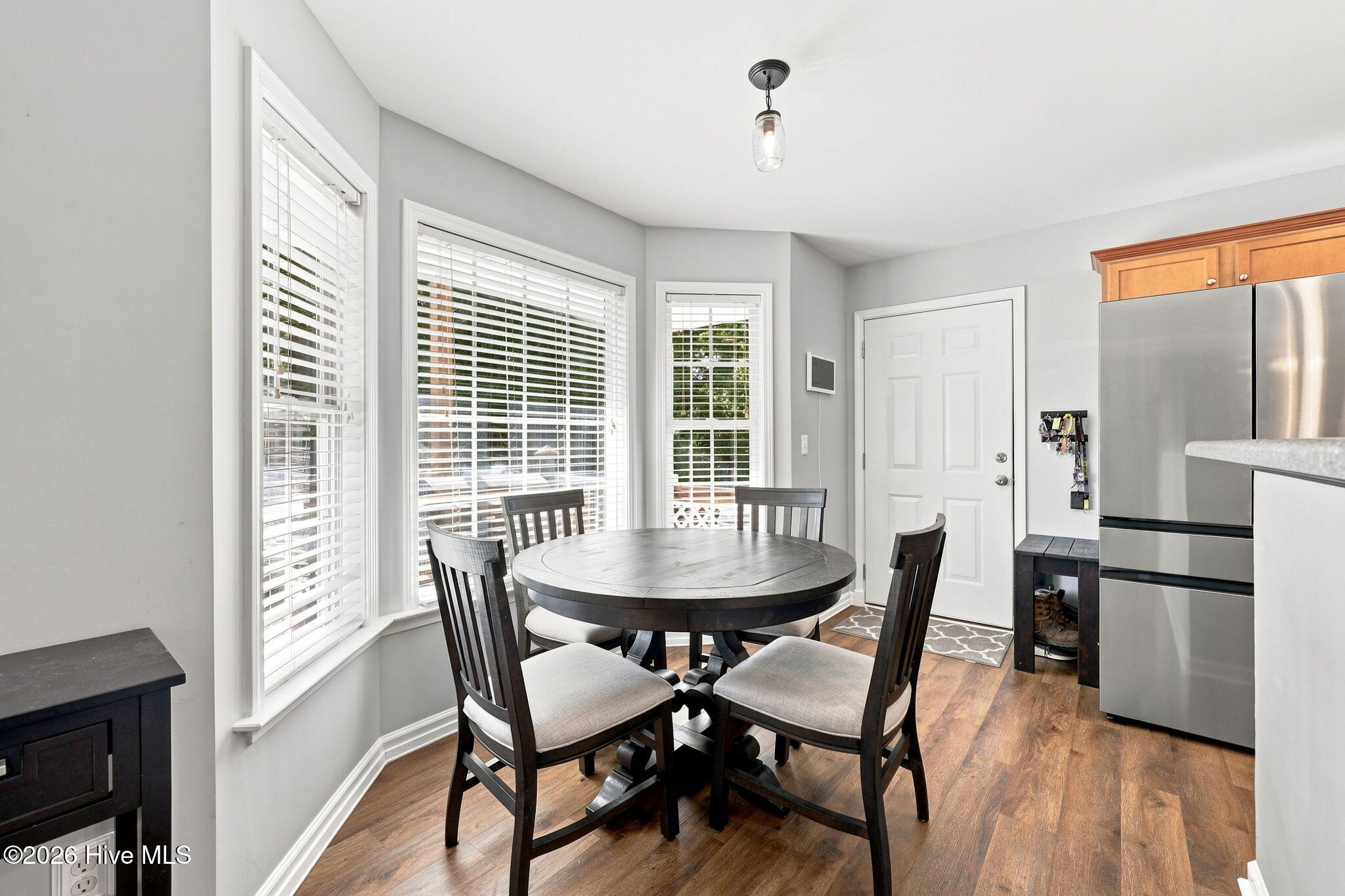 637 Dickinson Road Property Photo 11