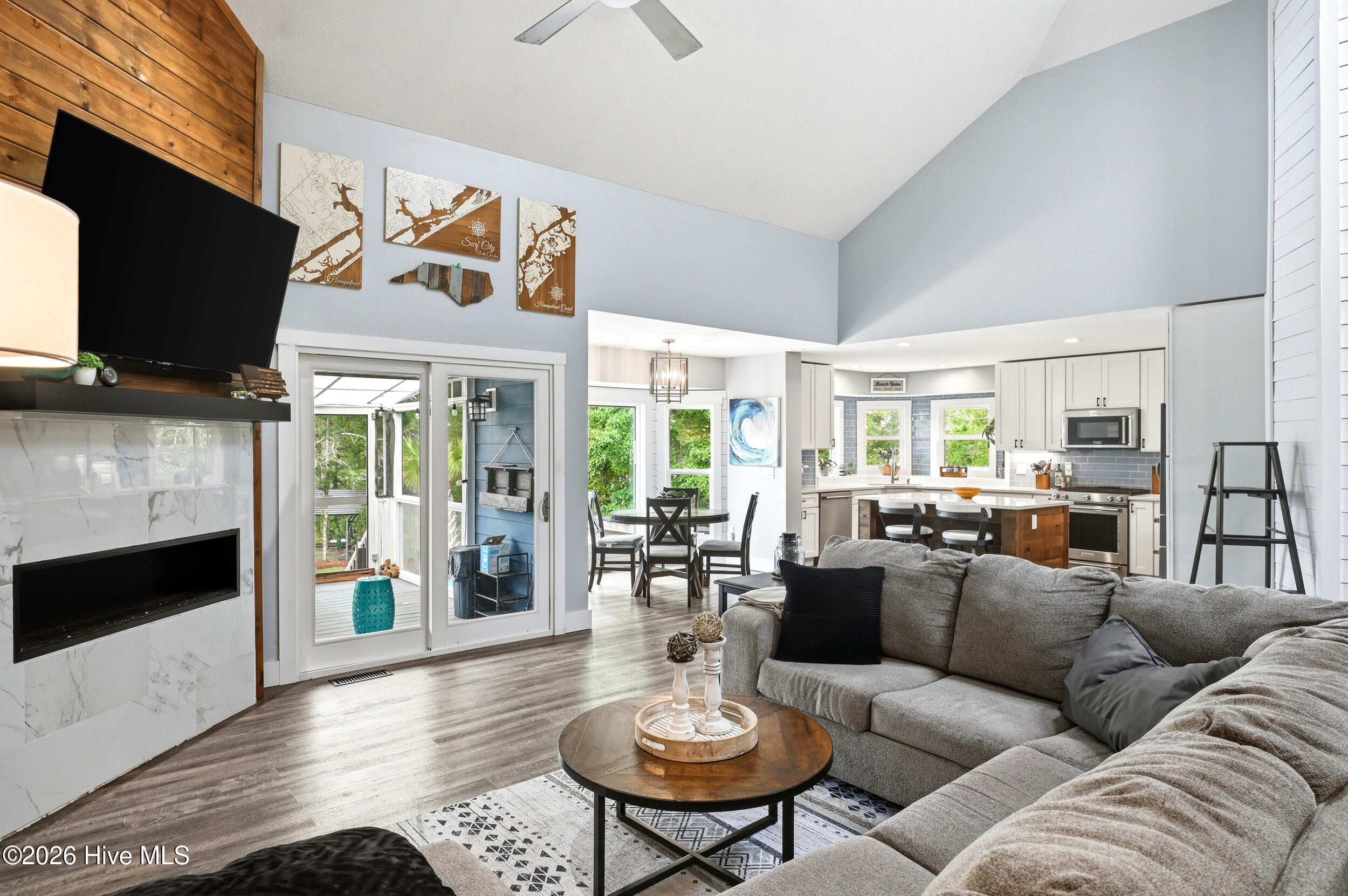 629 Hughes Road Property Photo 11