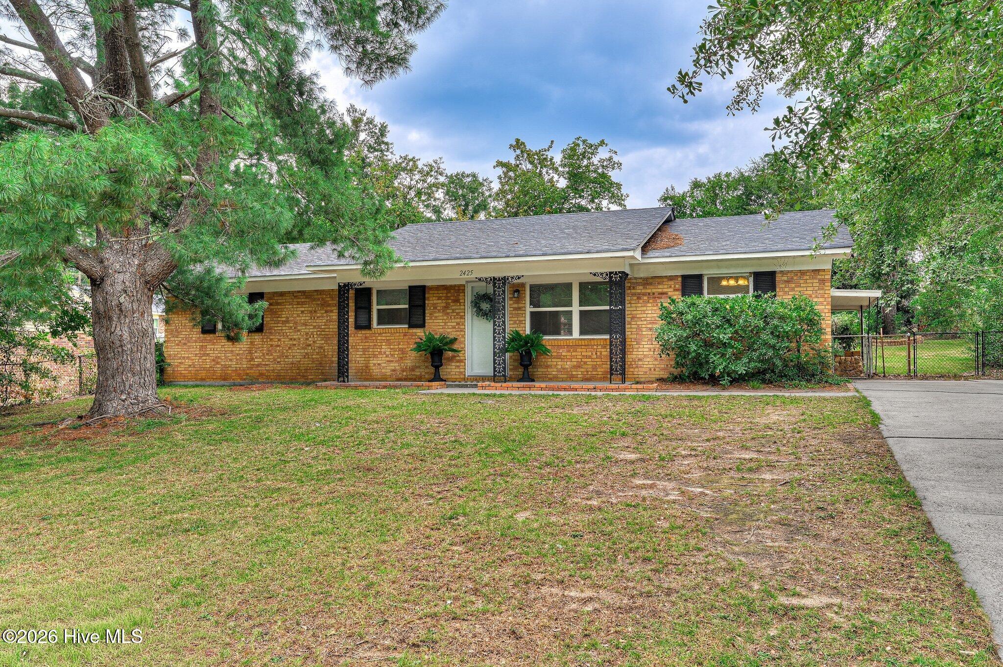 2425 Birdie Drive Property Photo 2