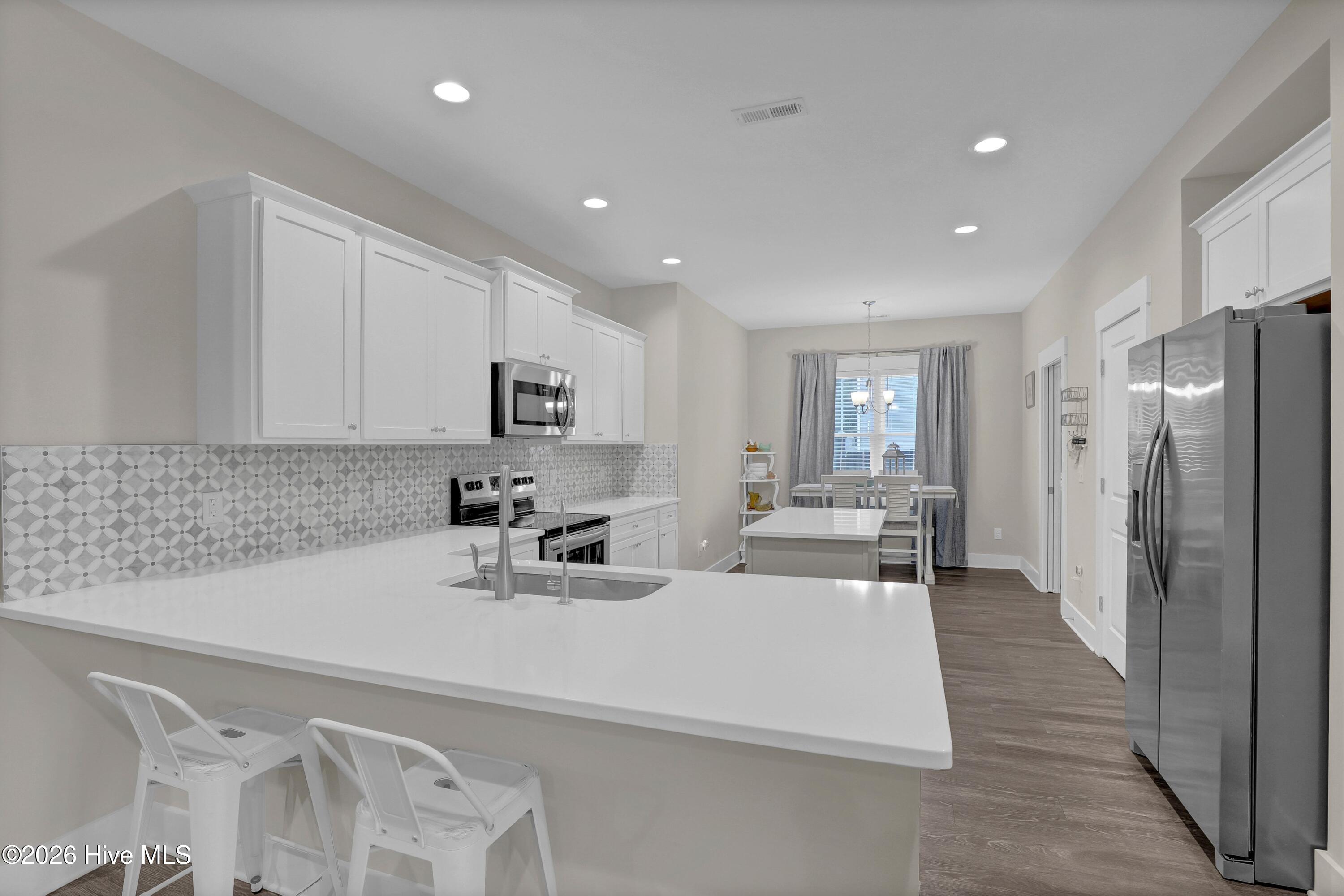 198 Darel Street Property Photo 8