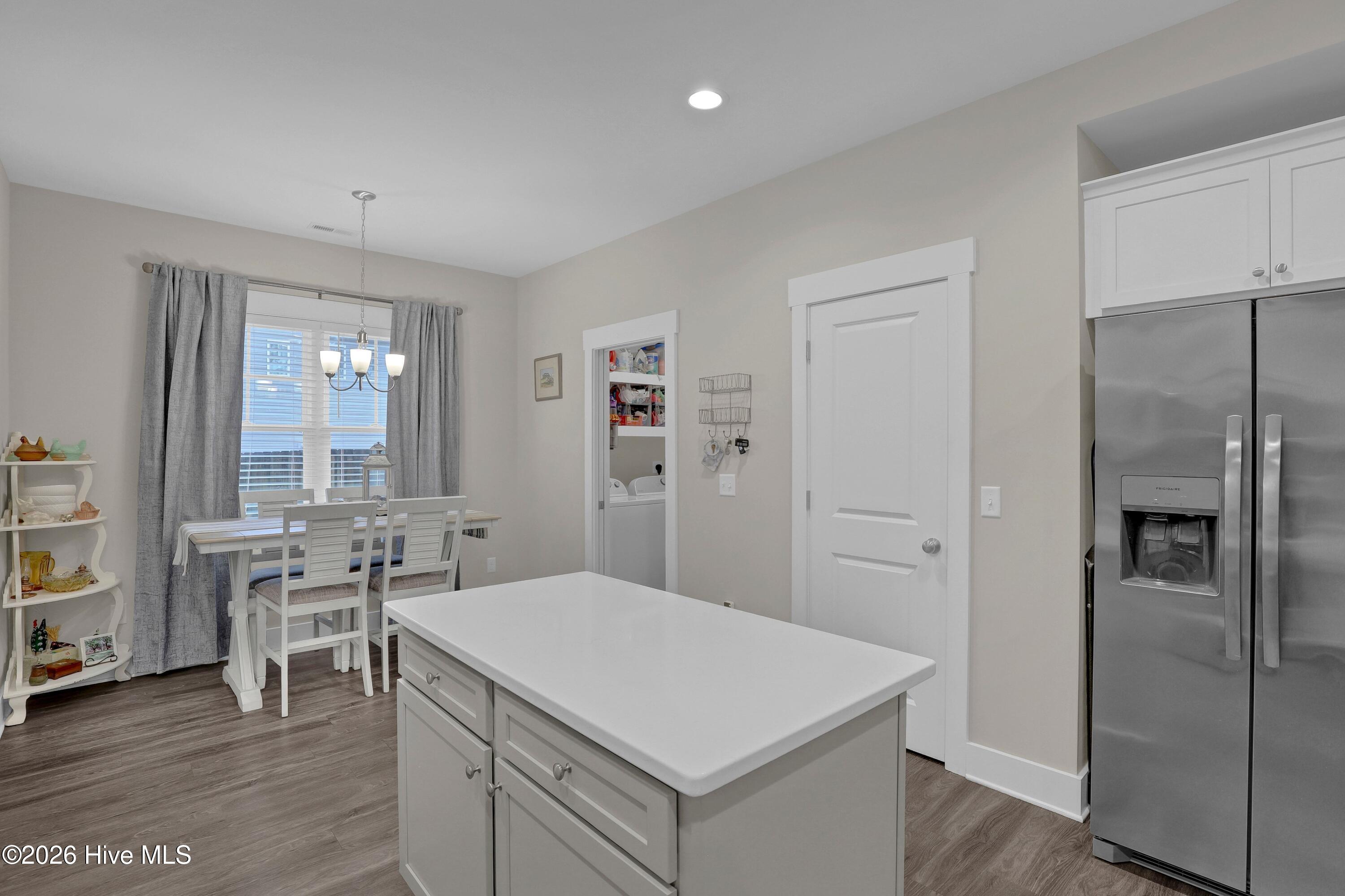 198 Darel Street Property Photo 11