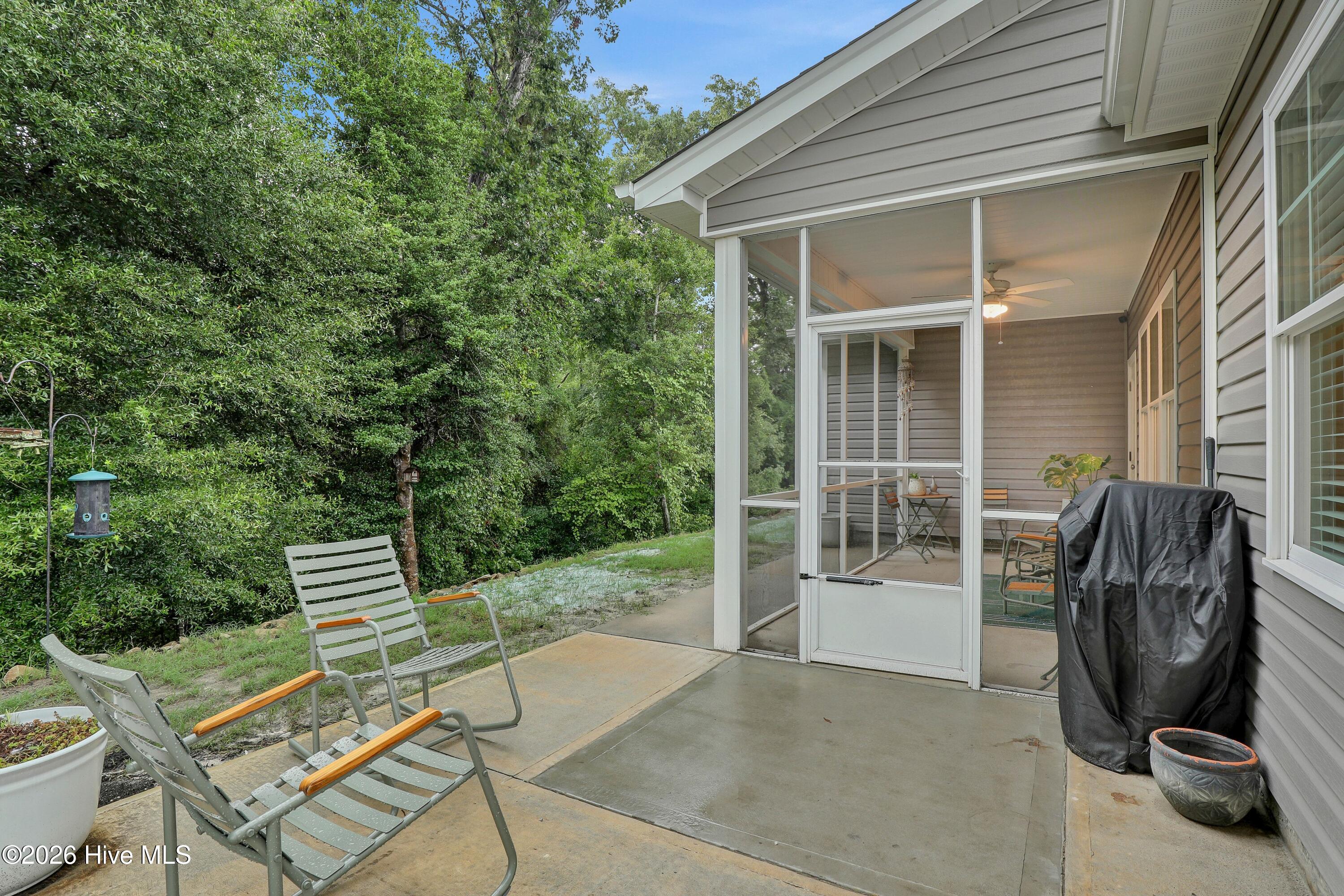 198 Darel Street Property Photo 25