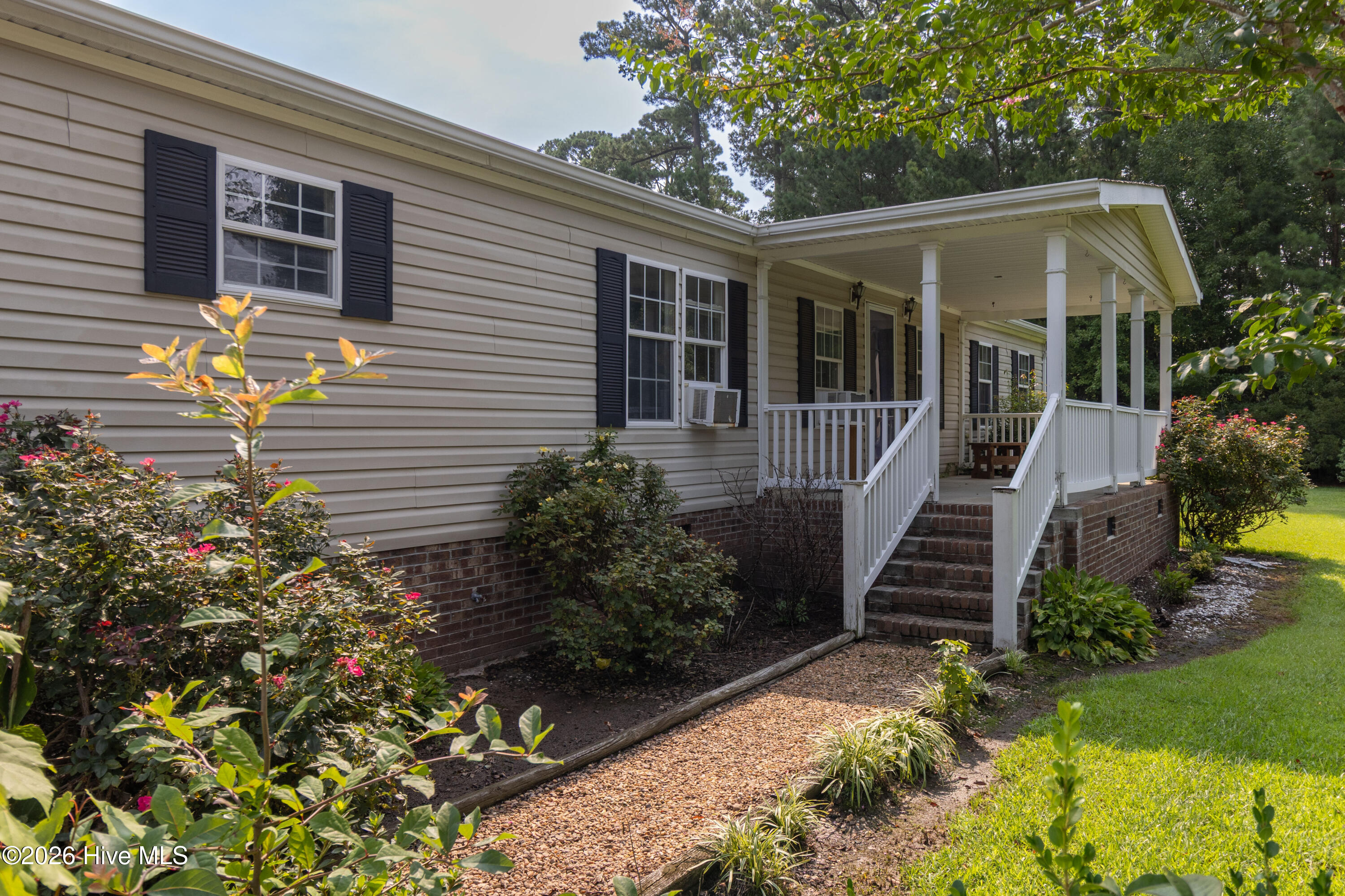 339 Woodland Drive Property Photo 3