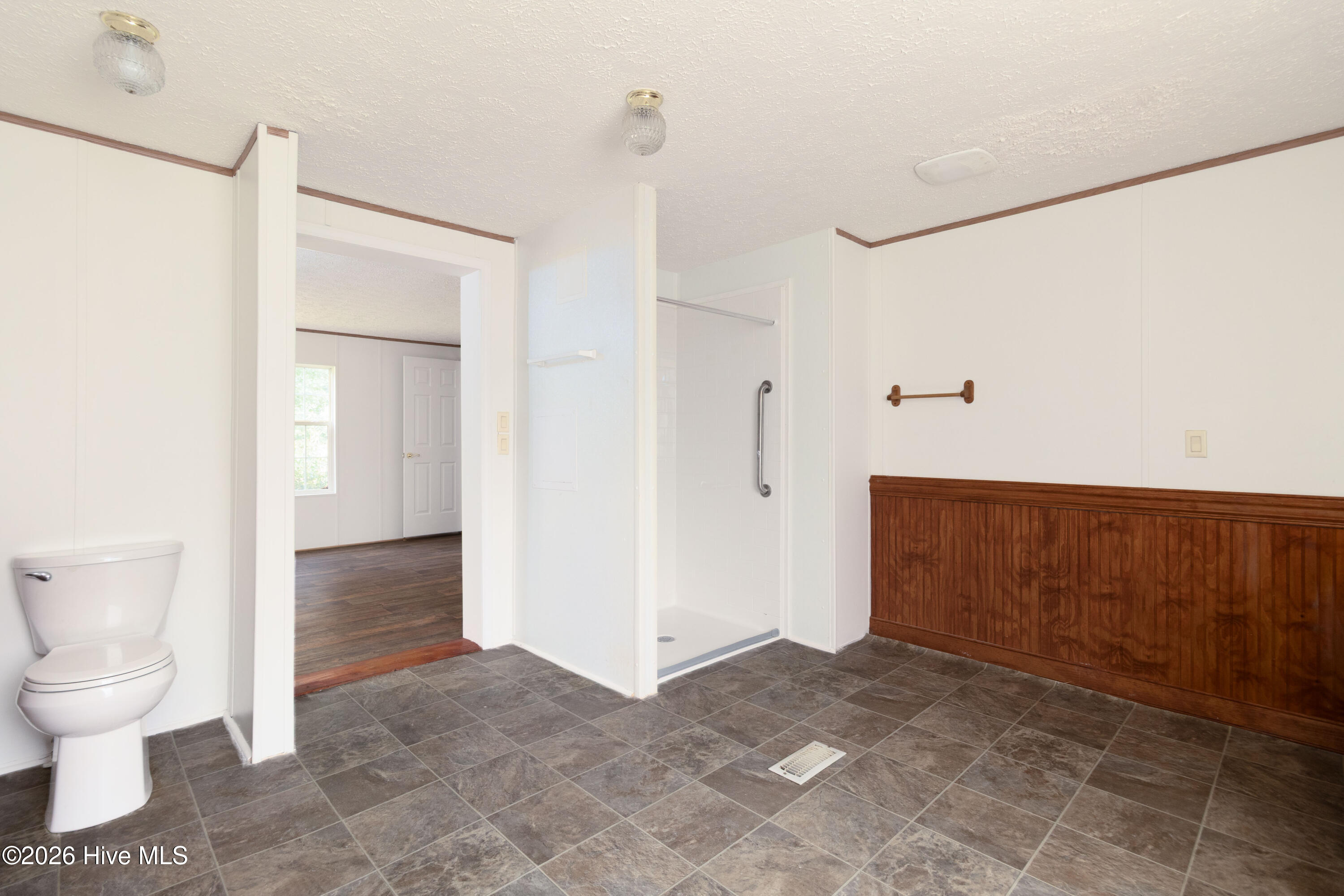339 Woodland Drive Property Photo 9