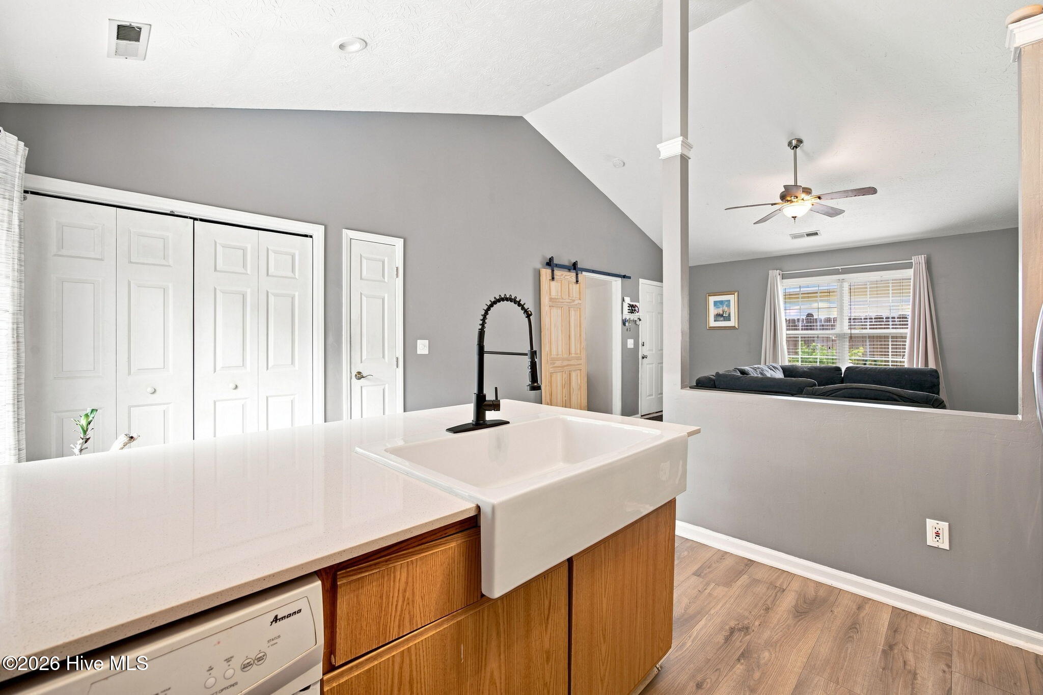 805 Southern Charm Drive Property Photo 13
