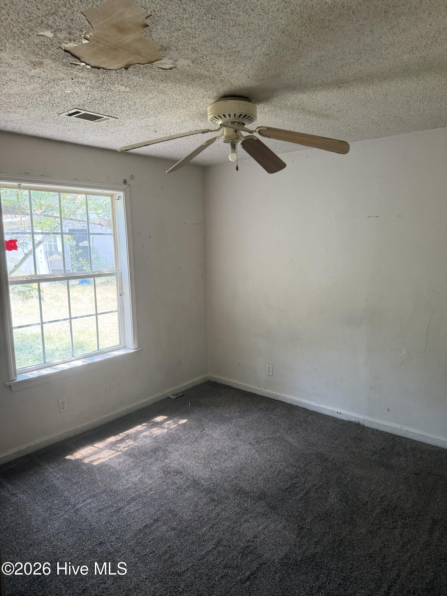 1931 Fairway Drive Property Photo 7