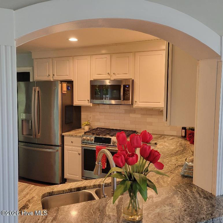 3131 Cleere Court Property Photo 9