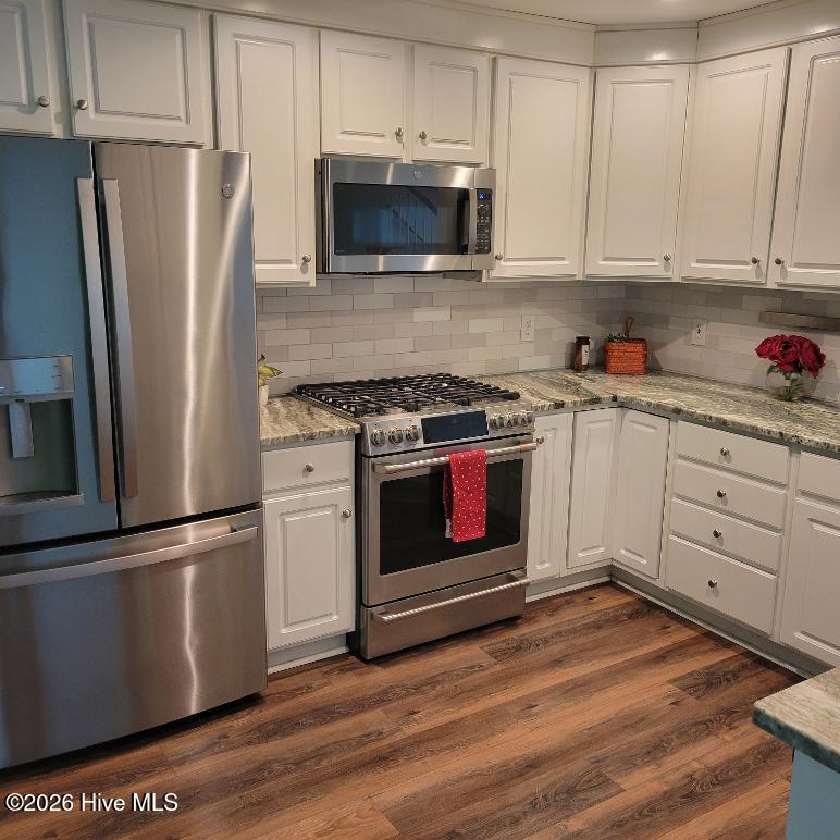 3131 Cleere Court Property Photo 11