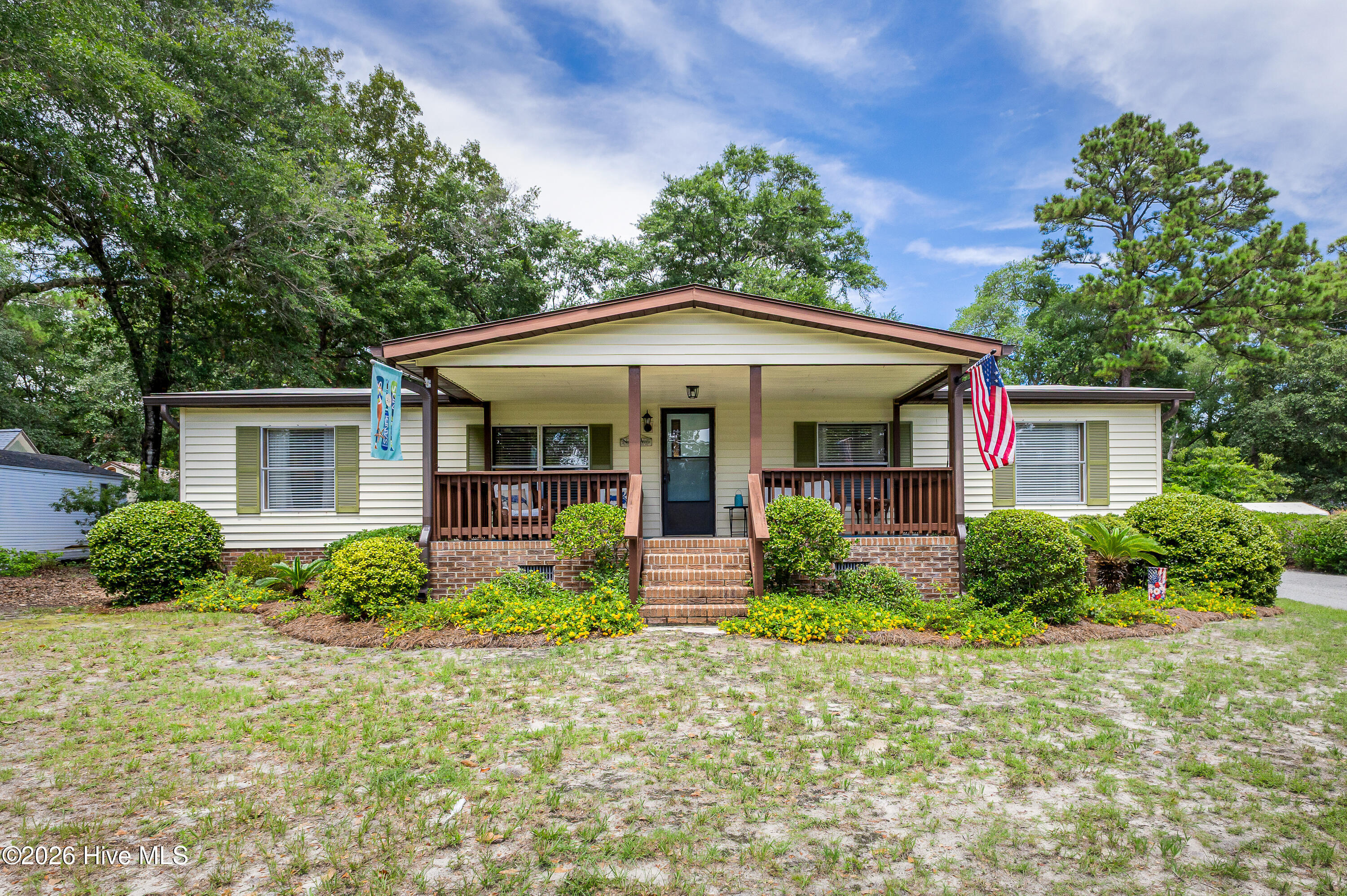 609 Magnolia Drive Property Photo 2
