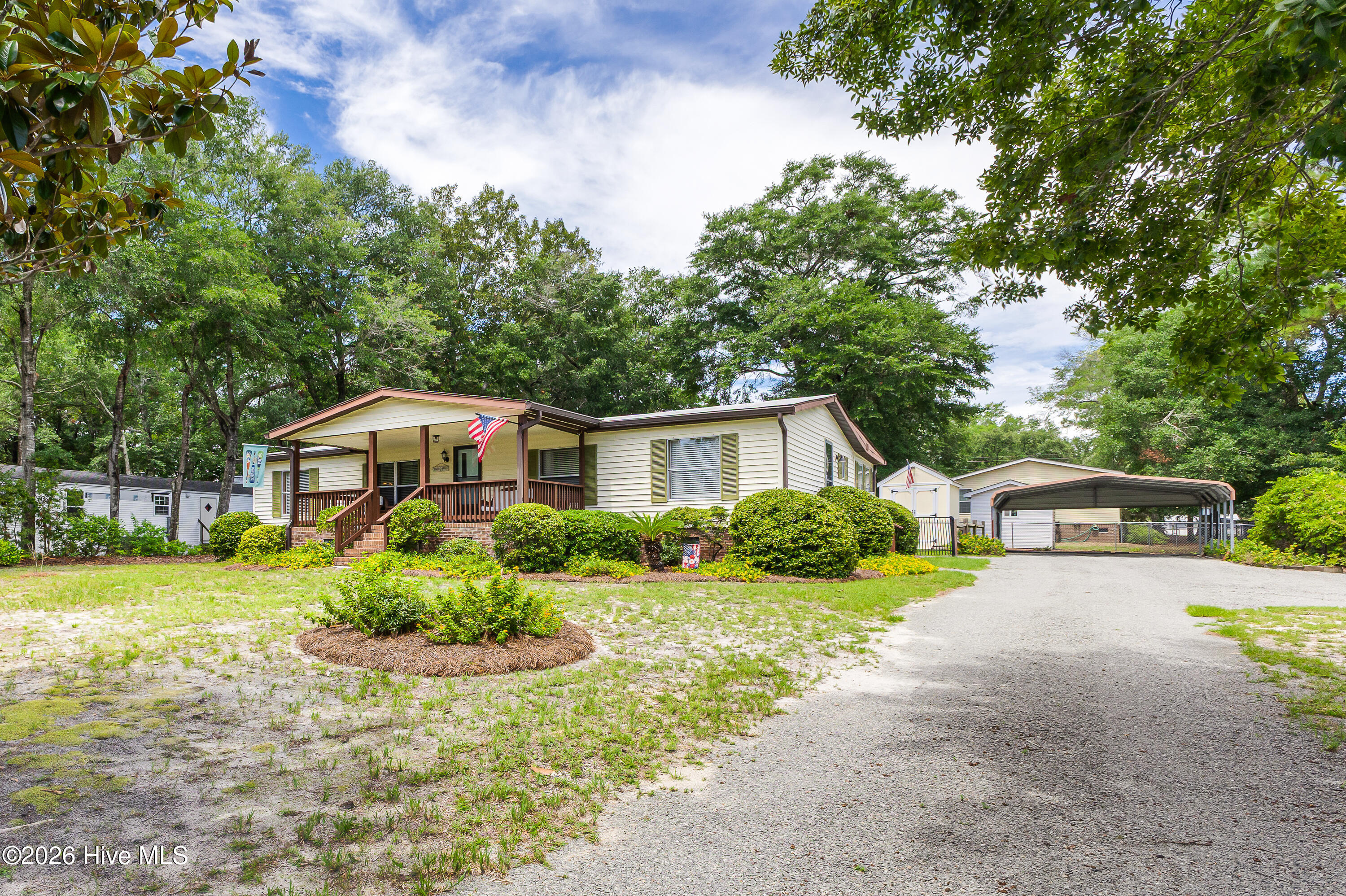 609 Magnolia Drive Property Photo 4