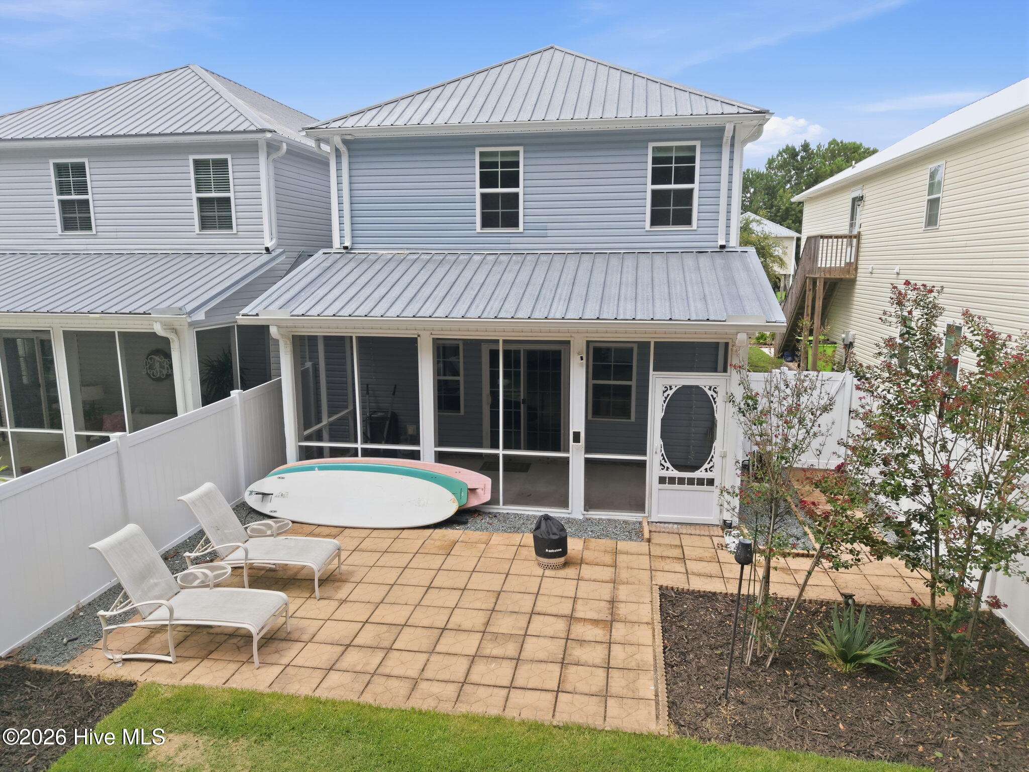 133 James Avenue A Property Photo 33