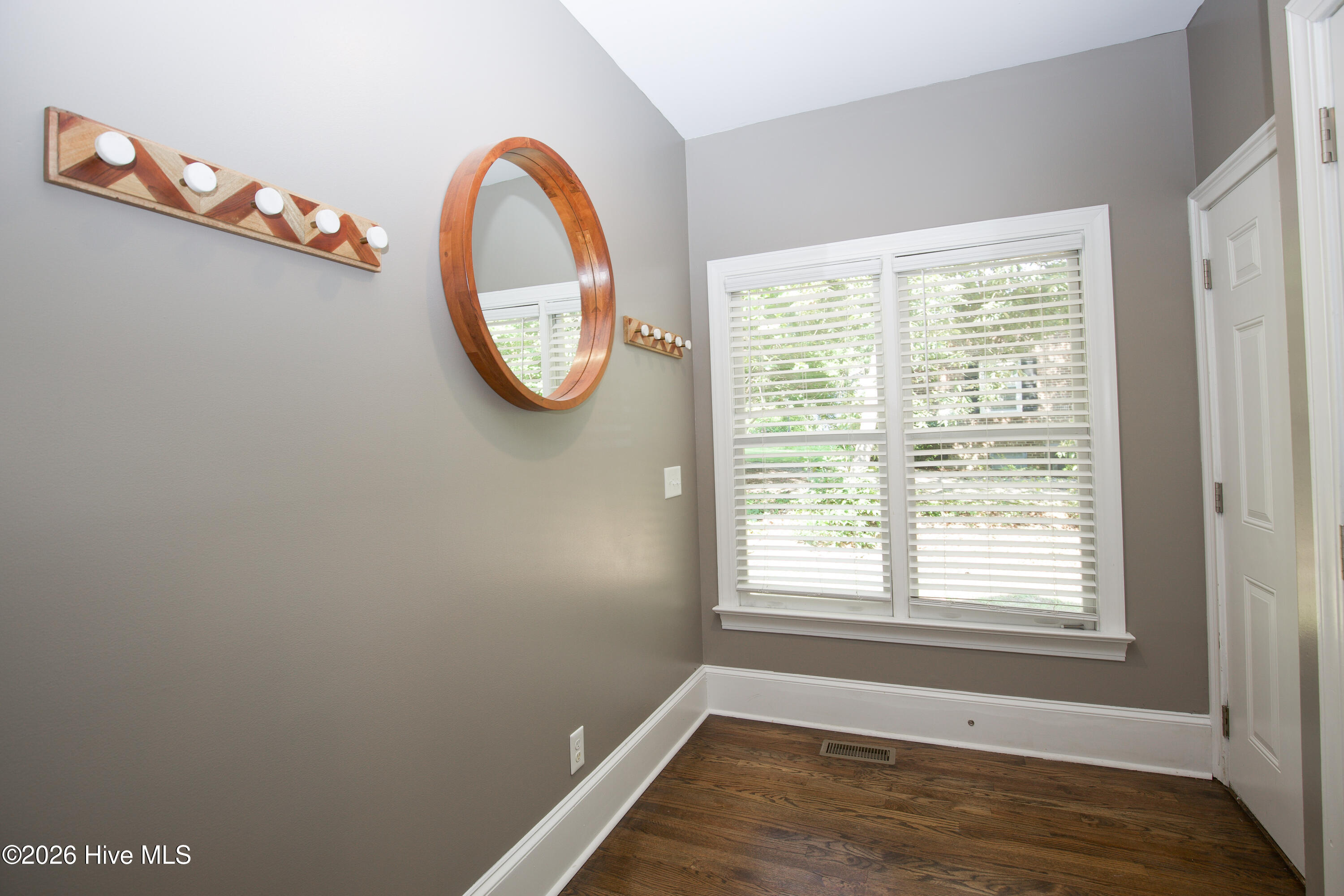 7209 Kingfisher Road Property Photo 1