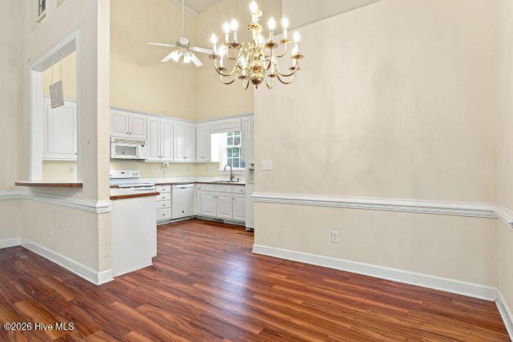 3532 Shadow Ridge Road N Property Photo 15