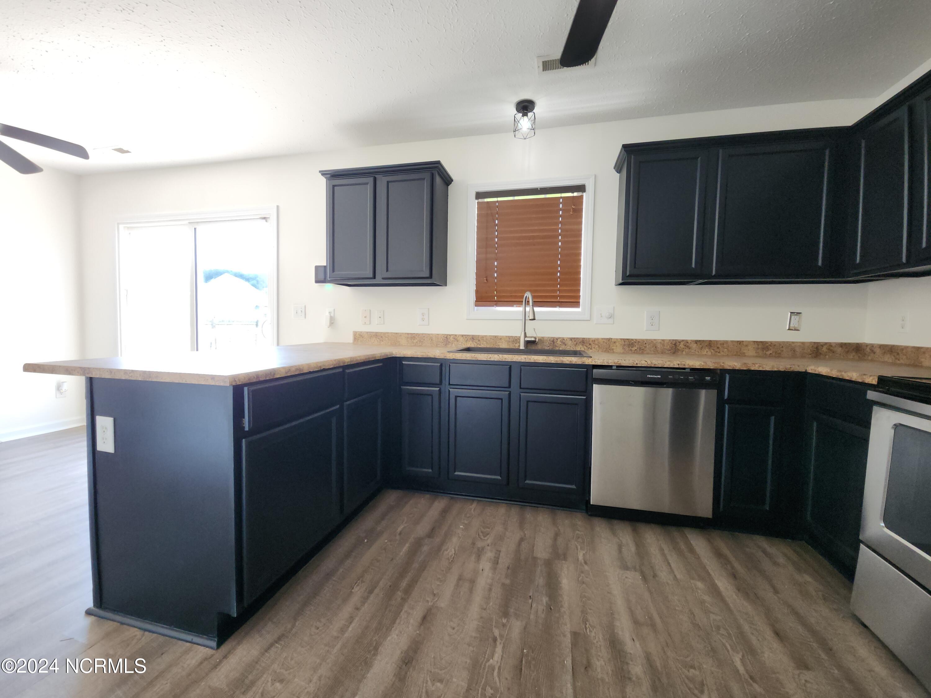 205 Ashcroft Drive Property Photo 12