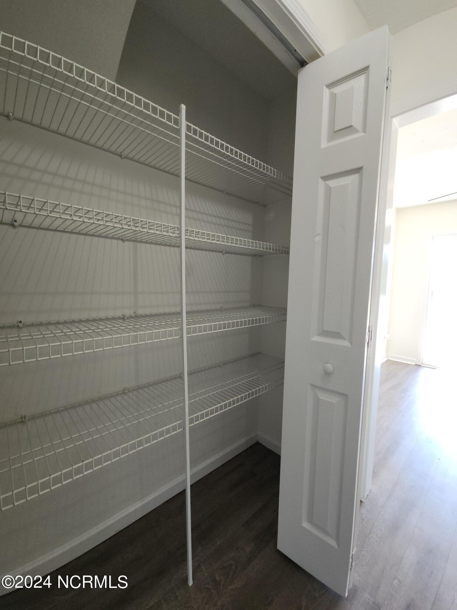 205 Ashcroft Drive Property Photo 16