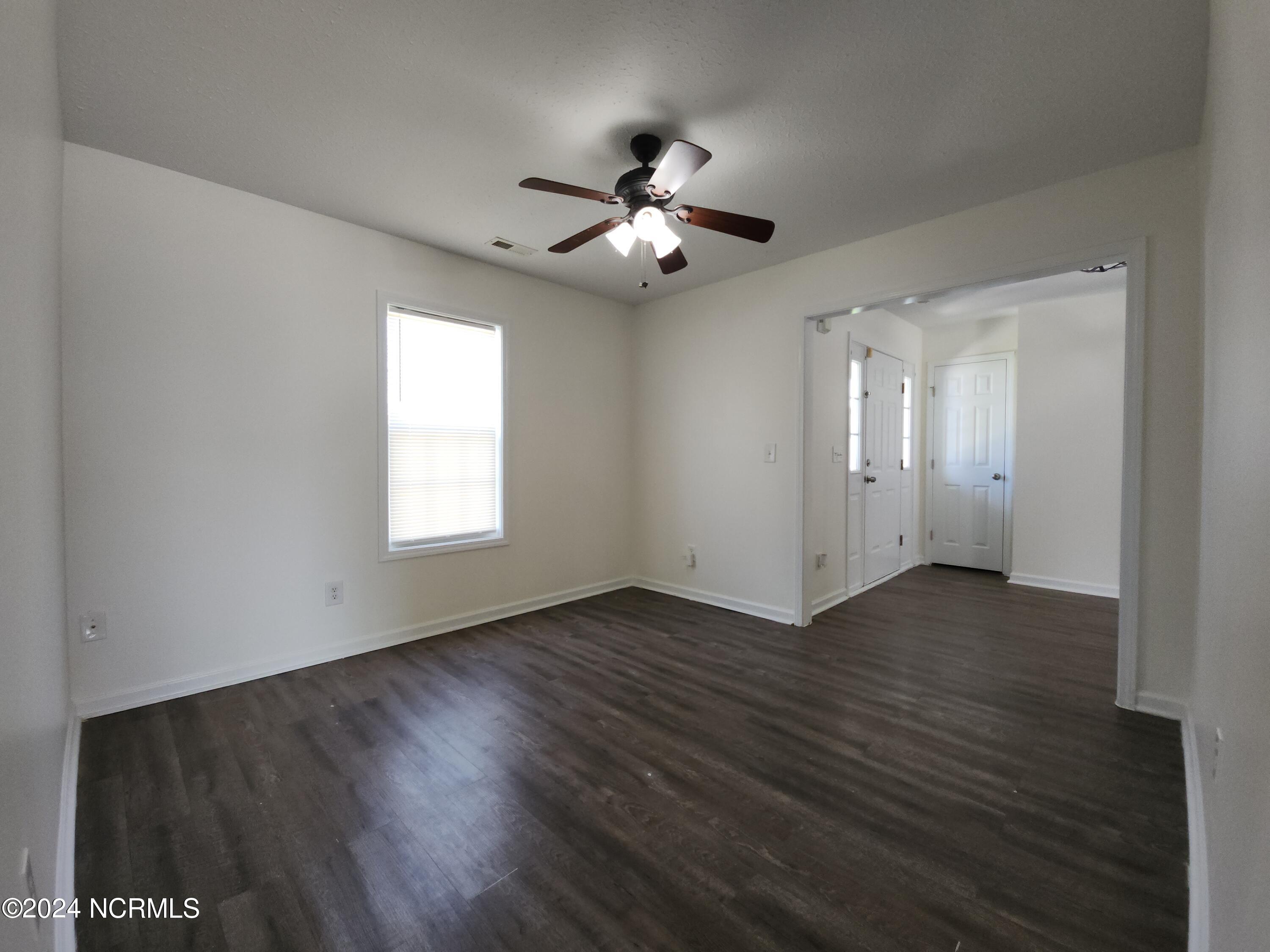 205 Ashcroft Drive Property Photo 17