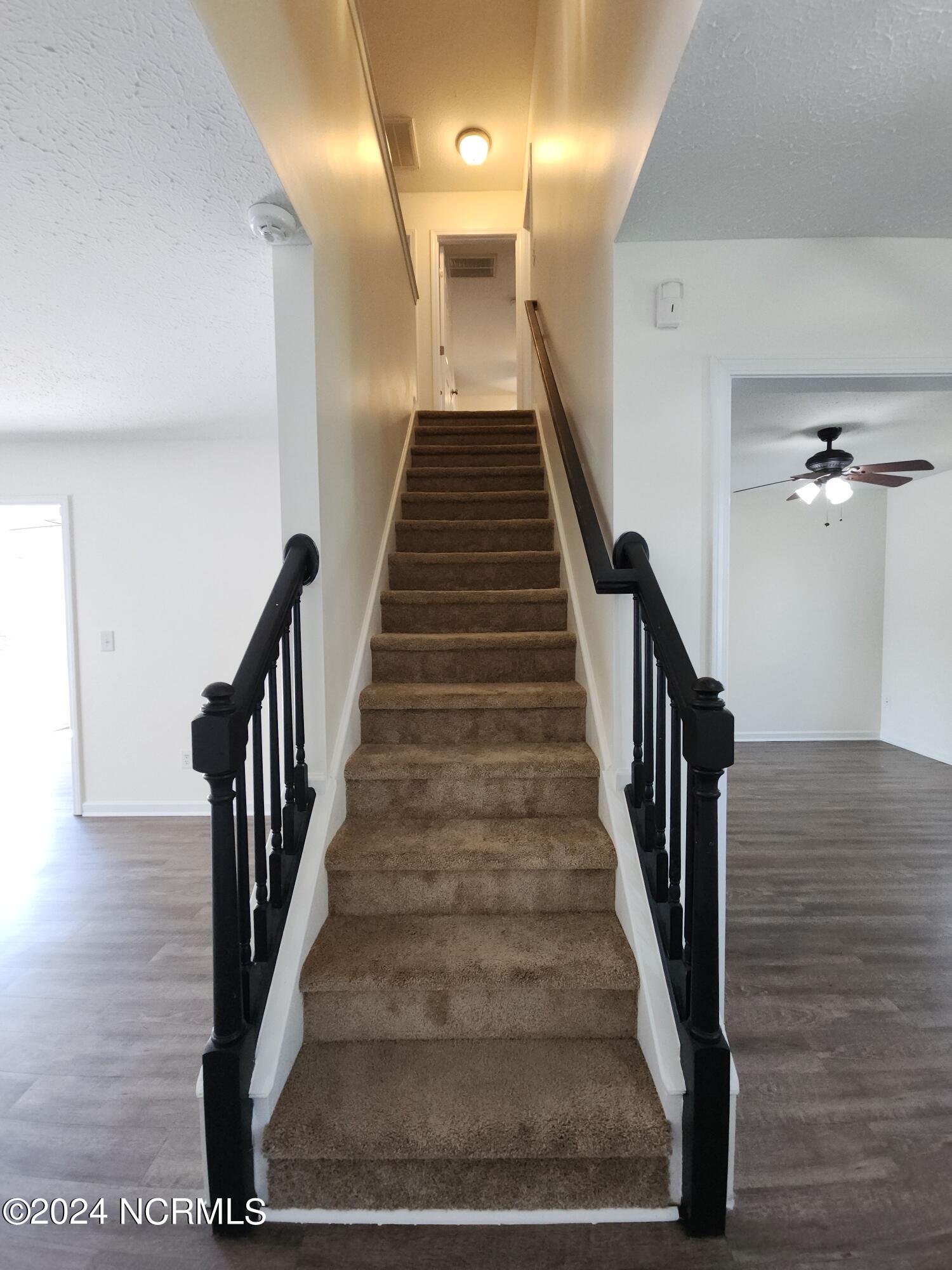 205 Ashcroft Drive Property Photo 19