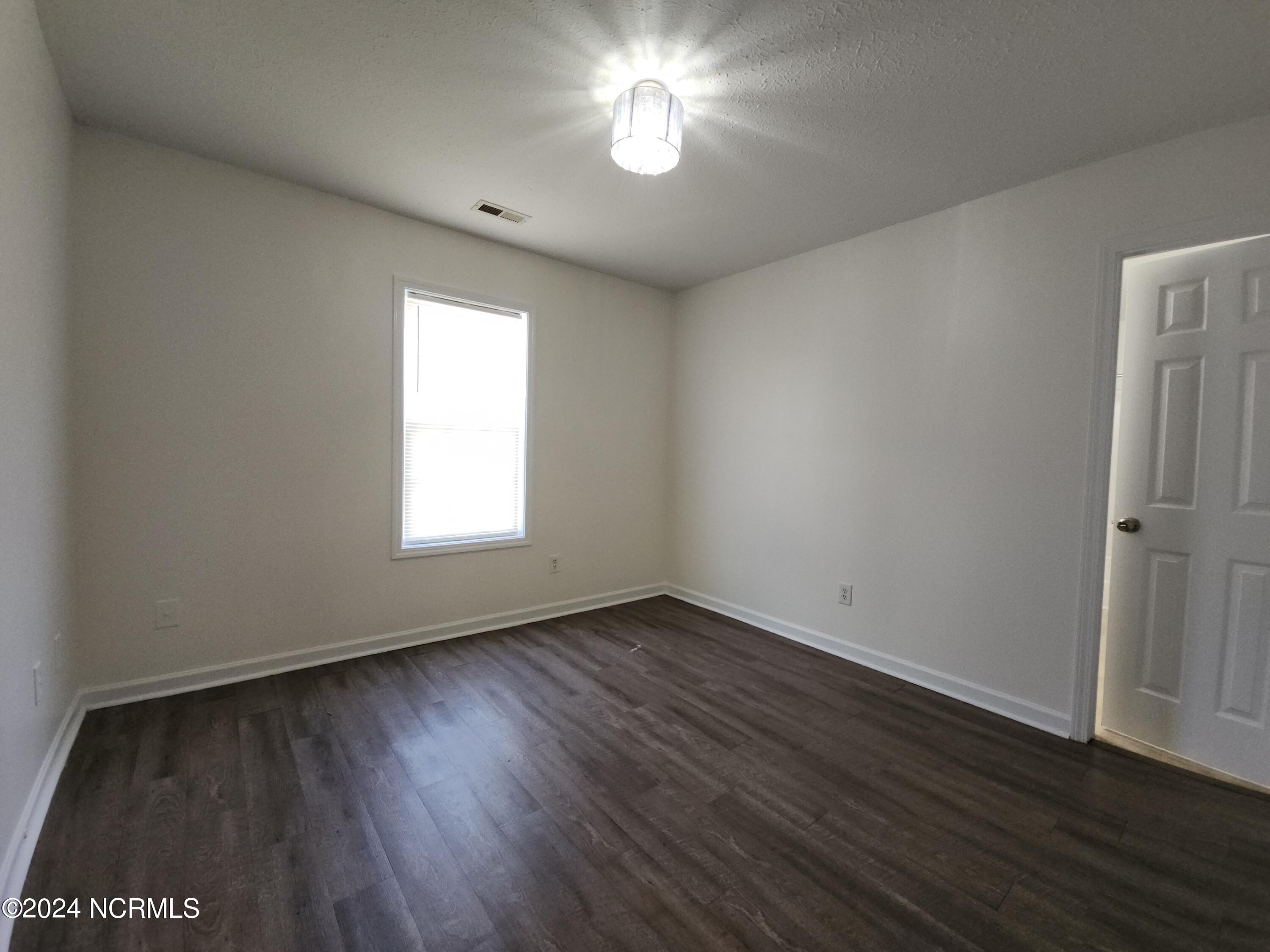 205 Ashcroft Drive Property Photo 29