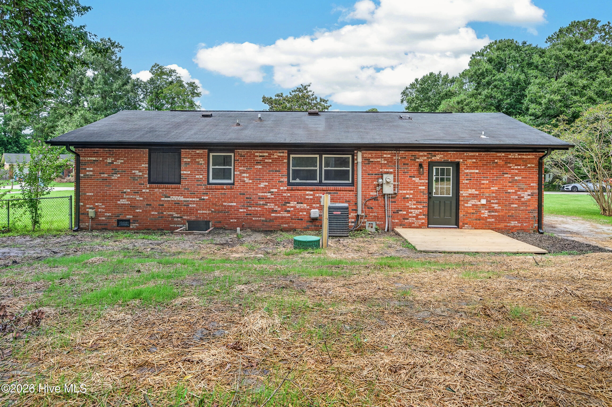 300 Walnut Drive Property Photo 28