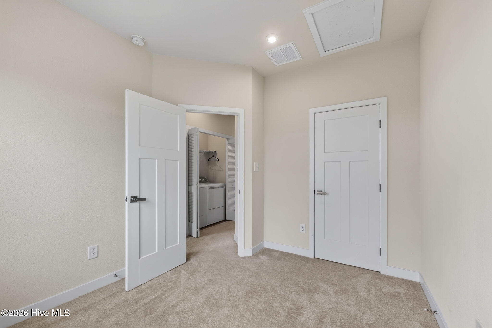 208 Fost Boulevard Property Photo 11