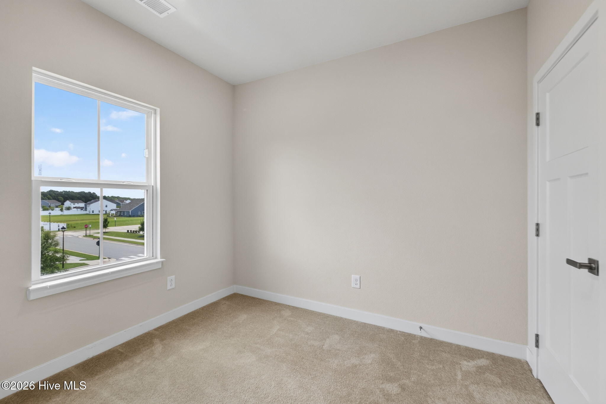 208 Fost Boulevard Property Photo 12