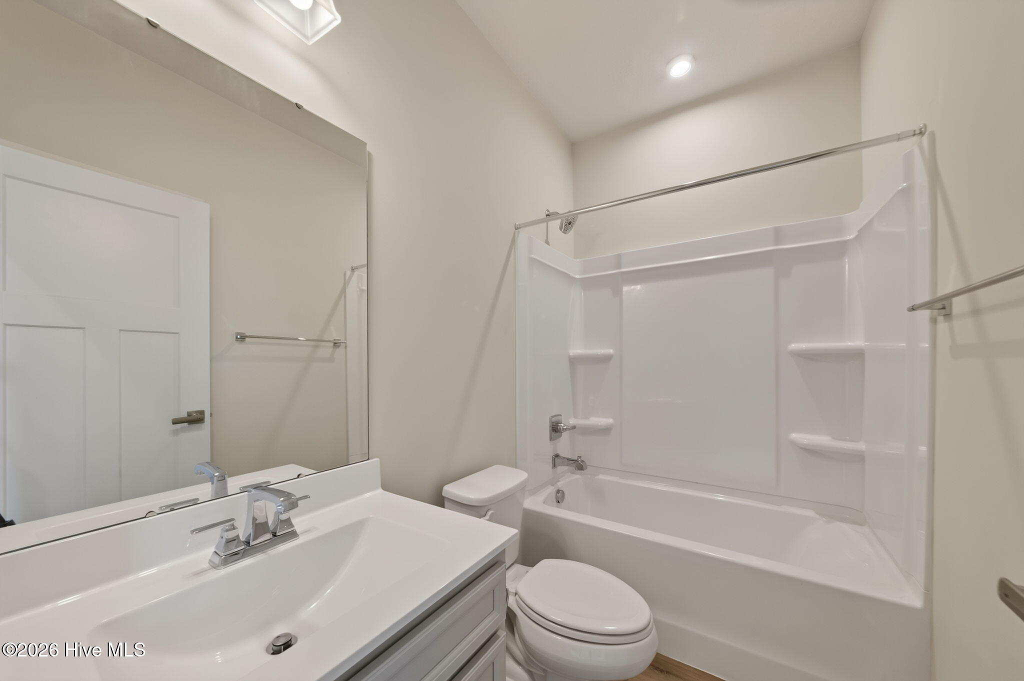 208 Fost Boulevard Property Photo 27