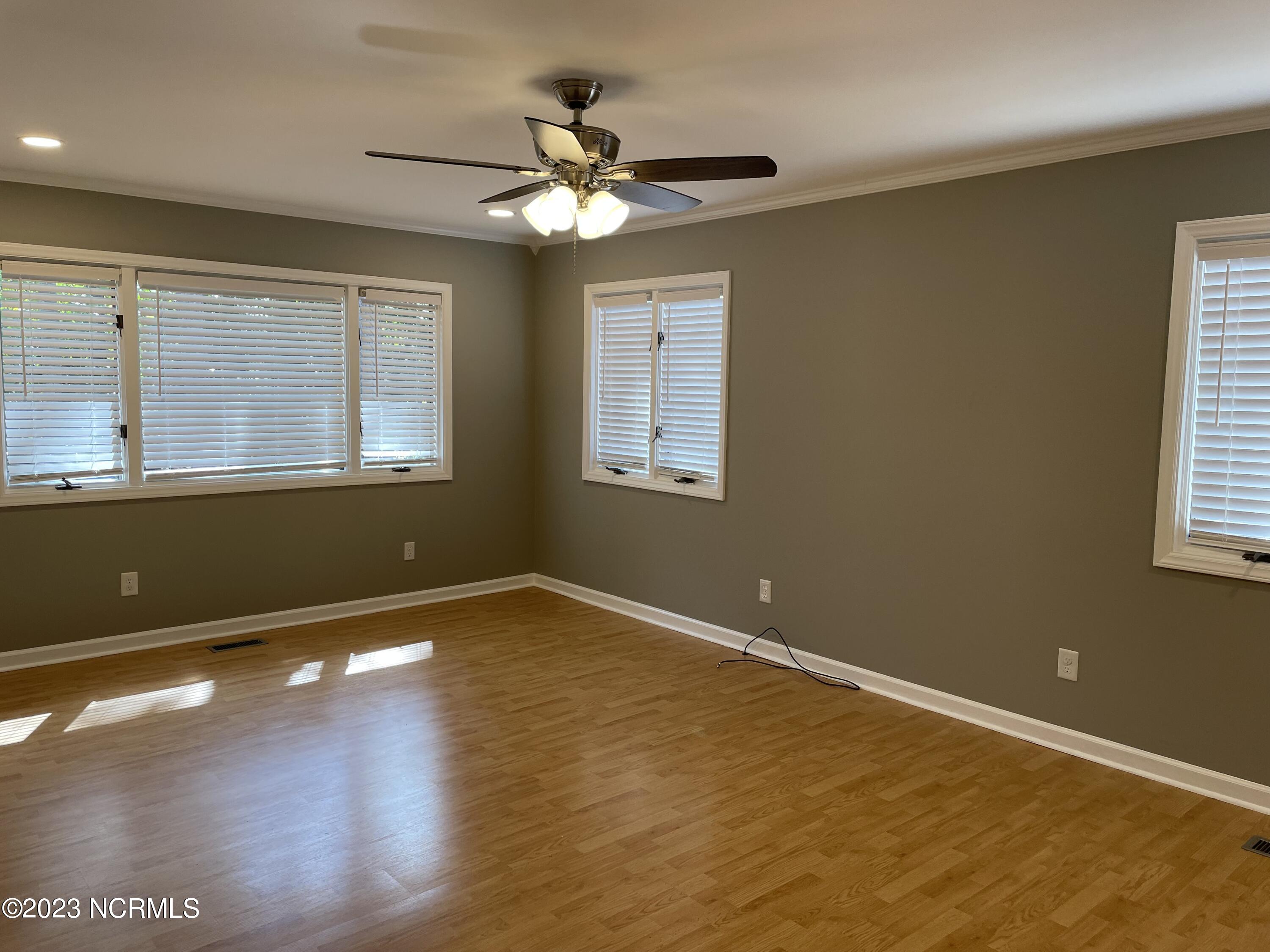 55 Salem Drive Property Photo 12