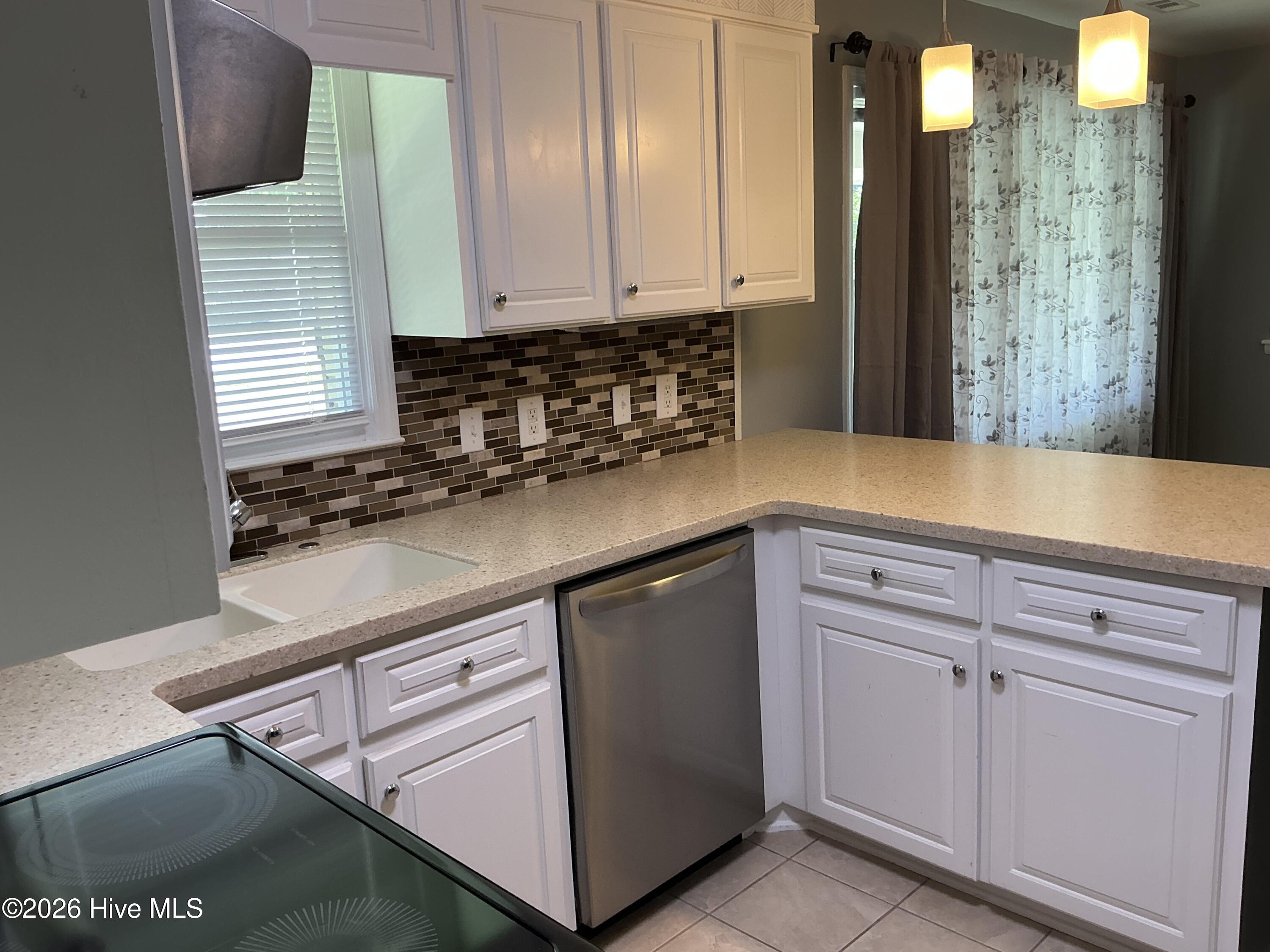 221 E Bladen Street Property Photo 14