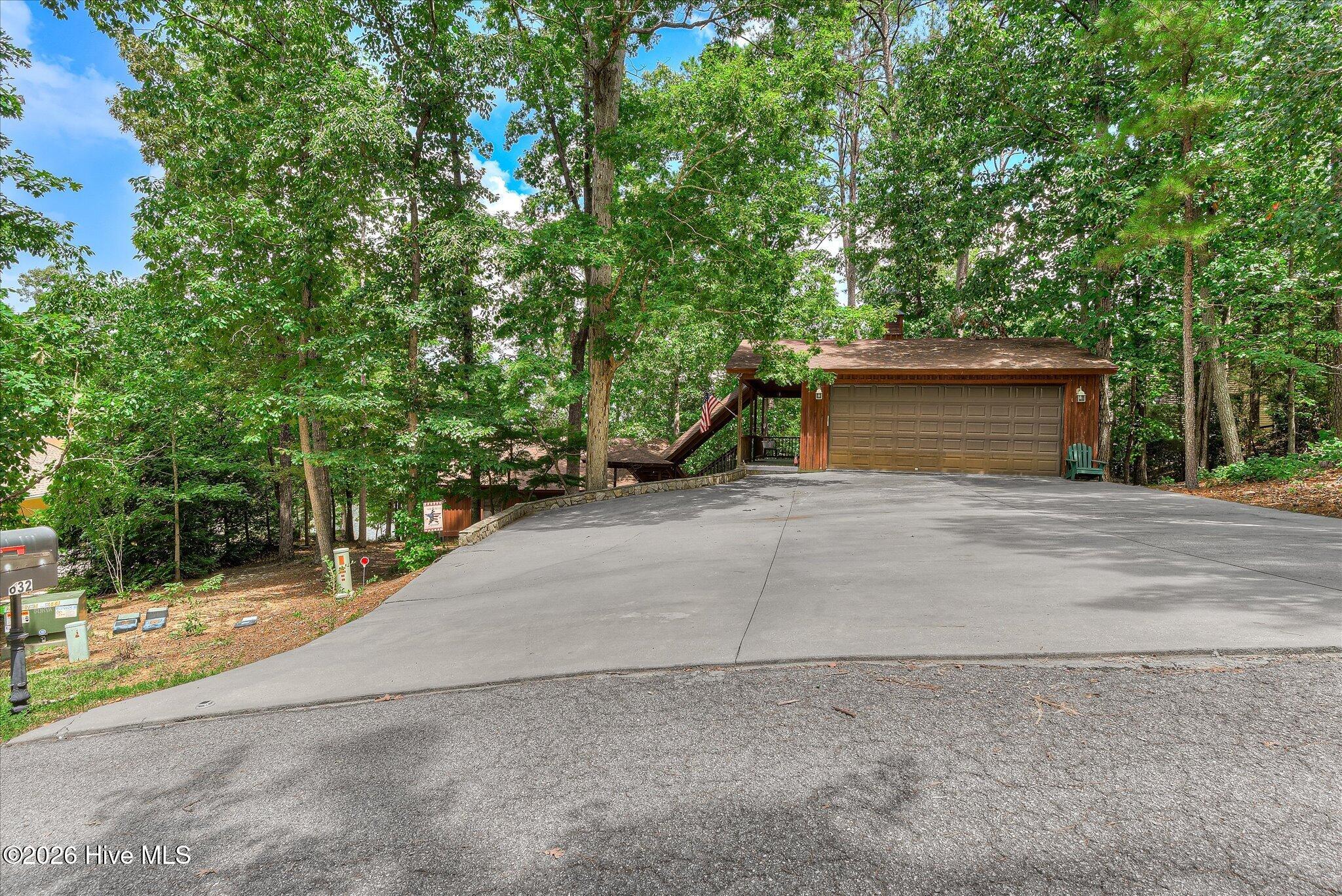 632 Belle Trace Property Photo 33