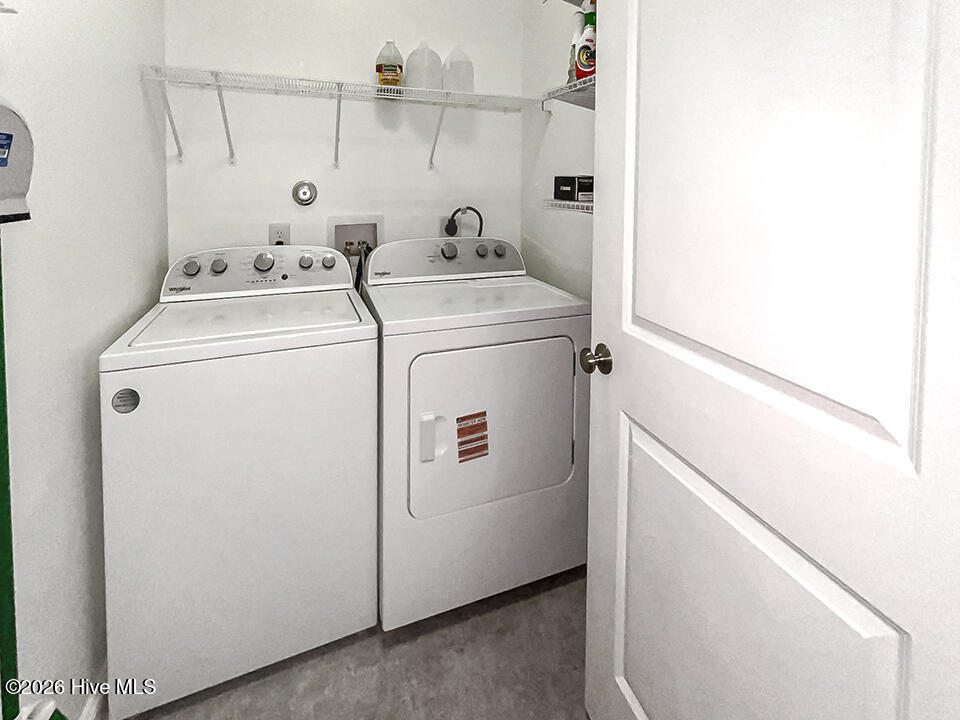 1143 Spring Glen Court Property Photo 13