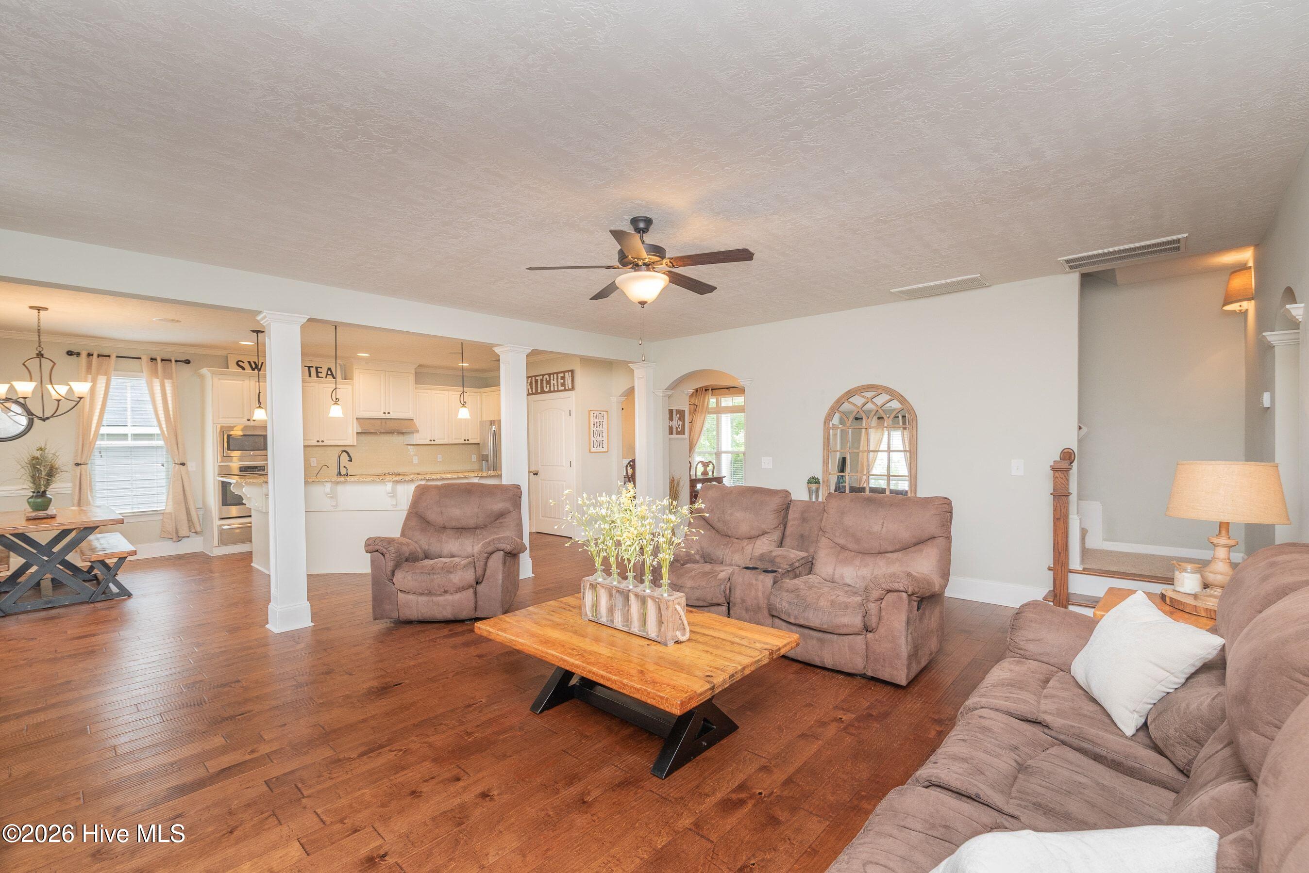 5085 Copse Drive Property Photo 9