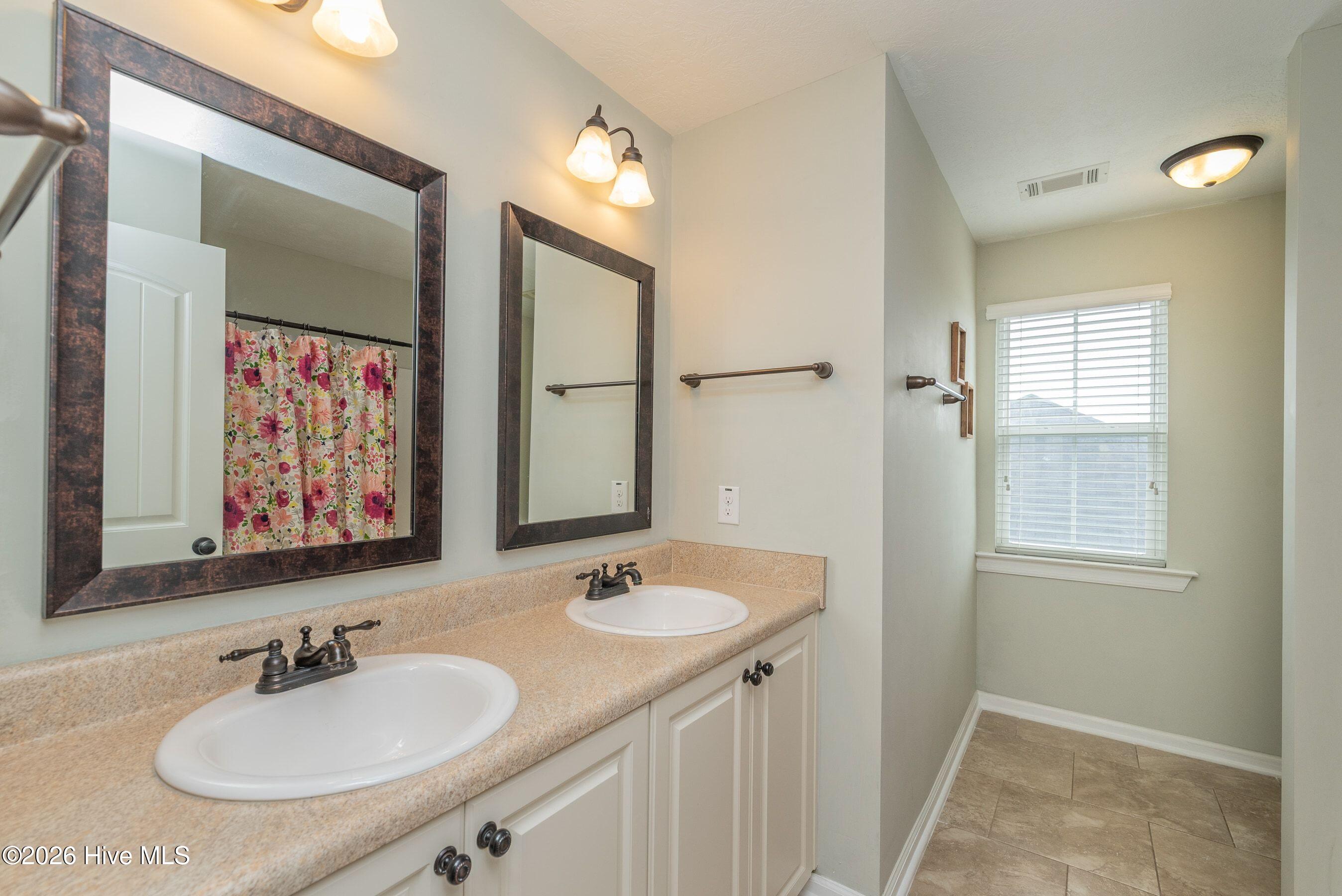 5085 Copse Drive Property Photo 24