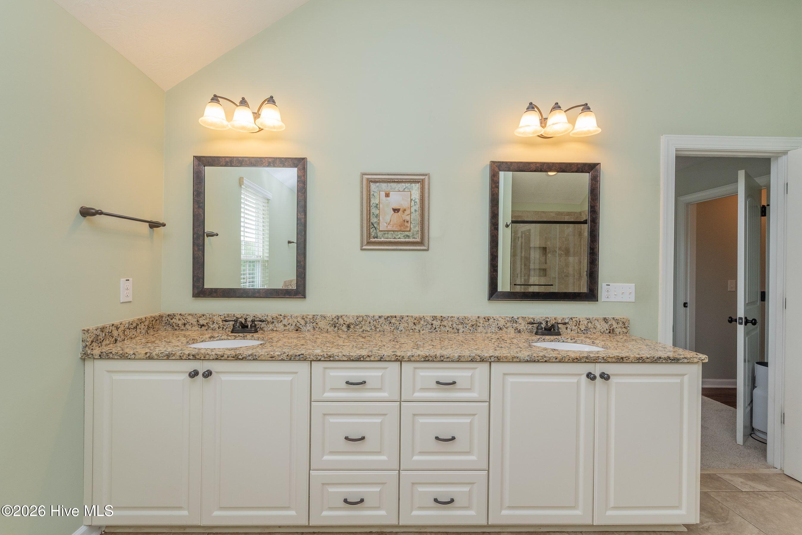5085 Copse Drive Property Photo 36