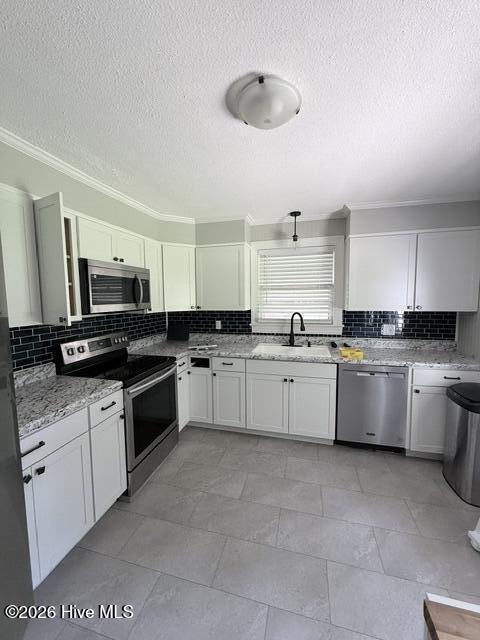 509 Harrison Drive N Property Photo 3