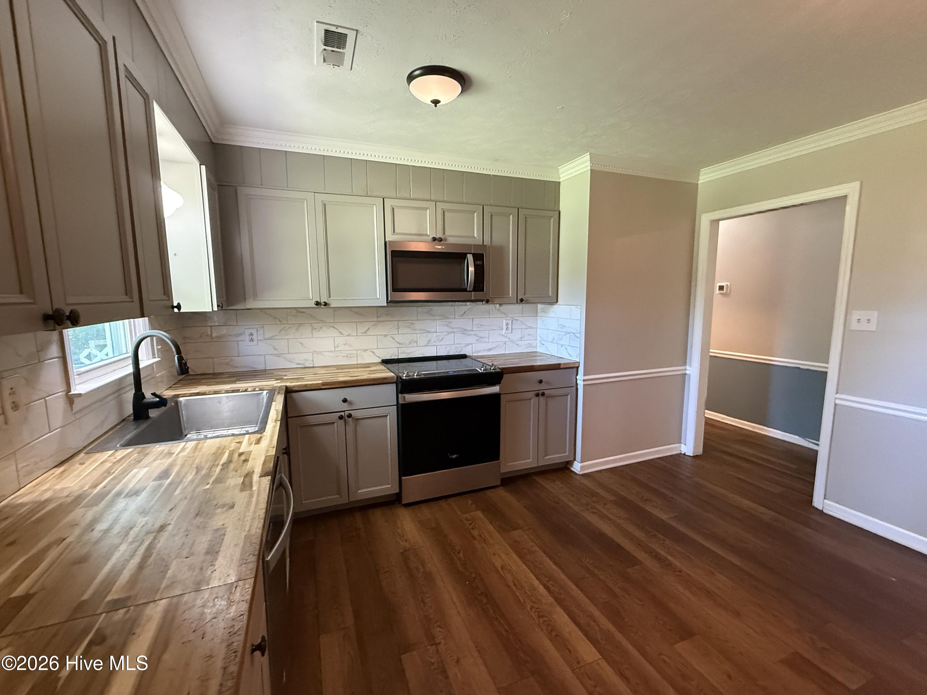 203 Poplar Road Property Photo 14