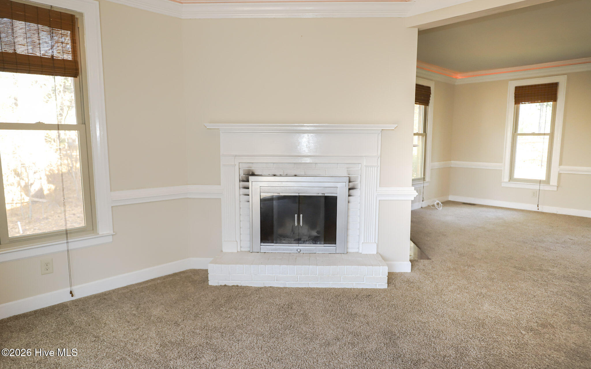 809 Houndslake Drive Property Photo 10