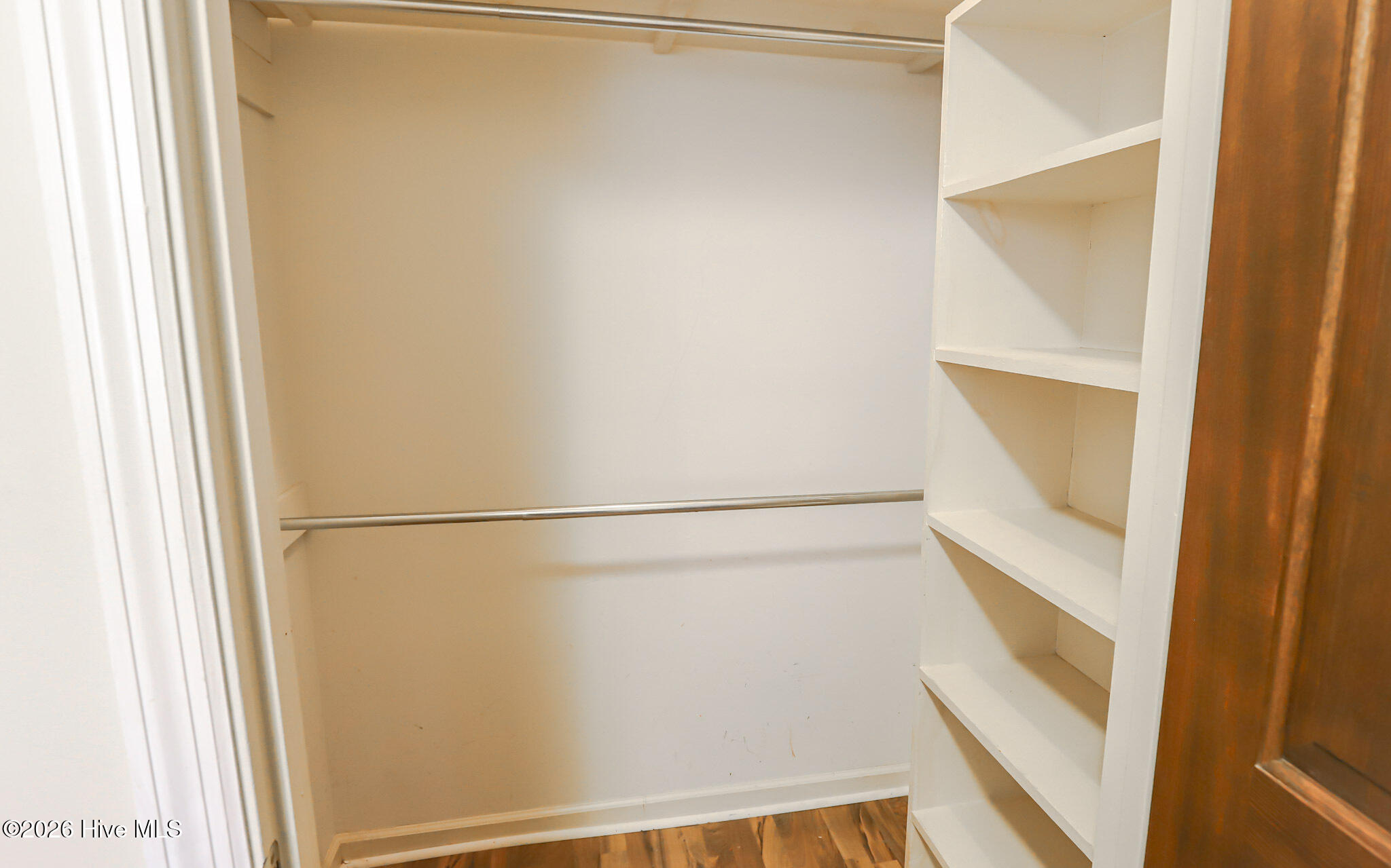 809 Houndslake Drive Property Photo 33