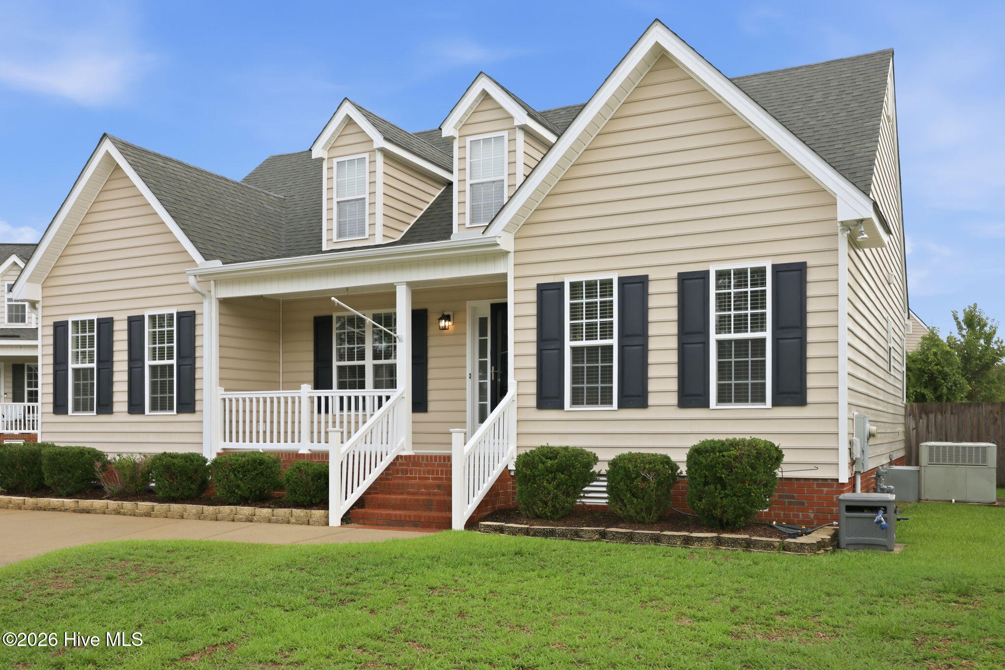 1116 Sebring Drive Property Photo 5