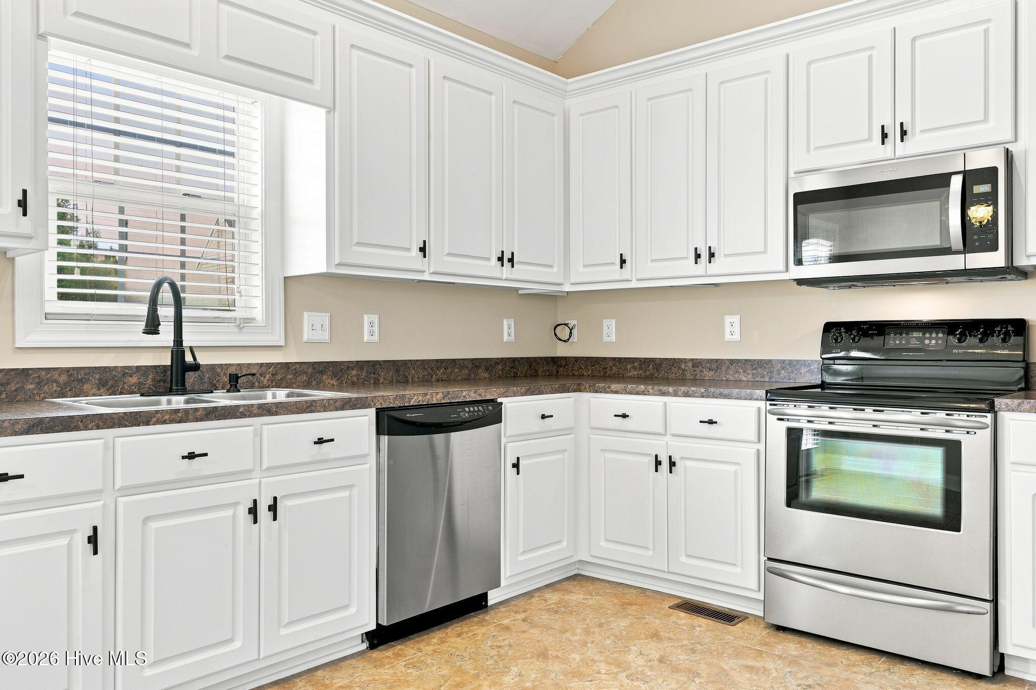 1116 Sebring Drive Property Photo 29