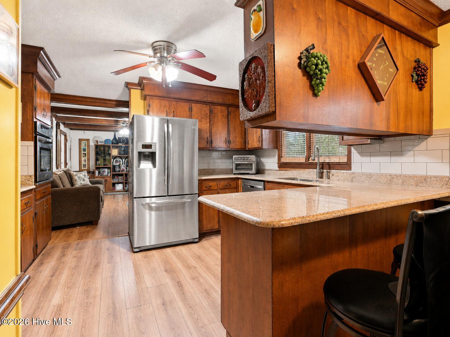 105 Brentwood Drive N Property Photo 8
